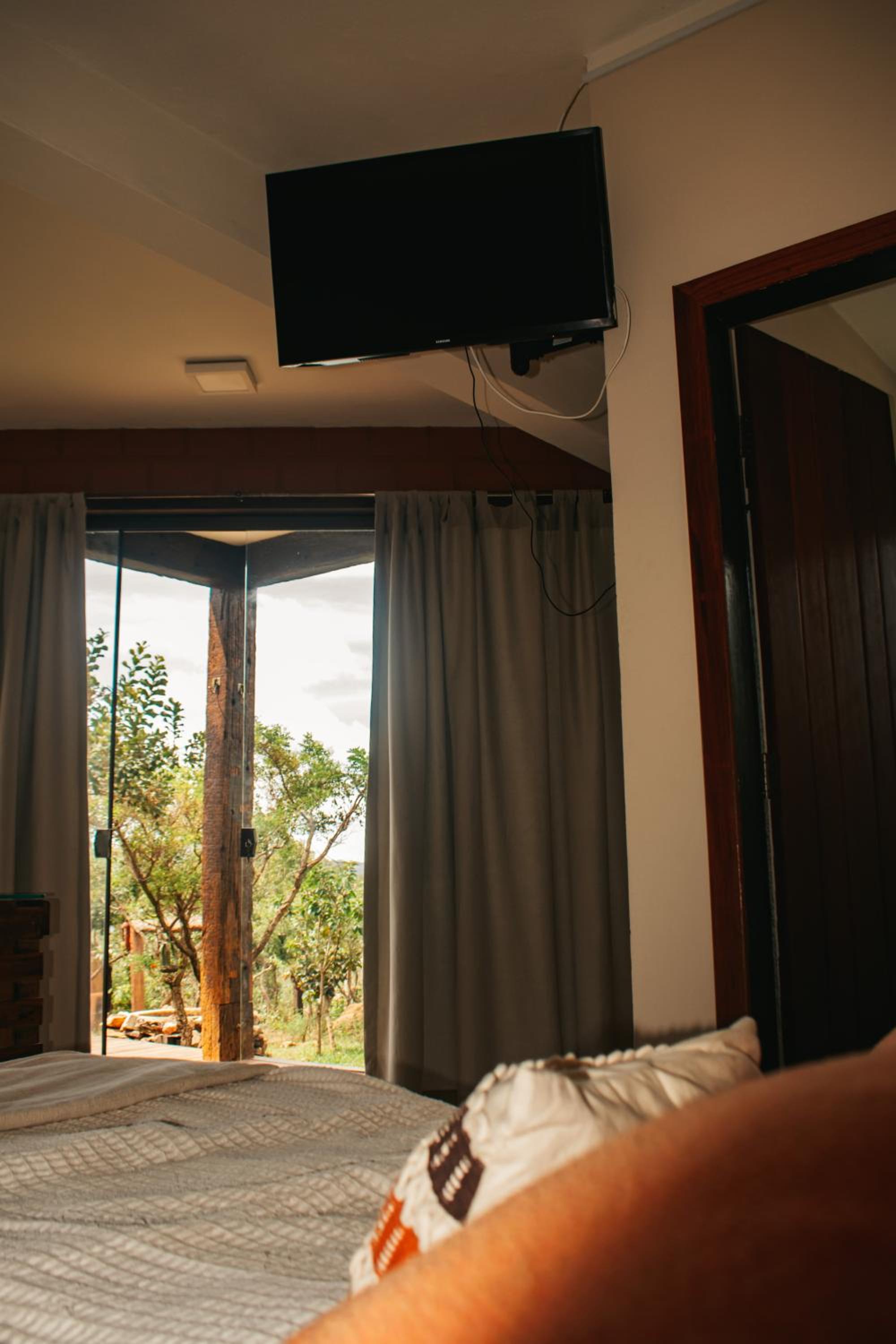 One-Bedroom Apartment with Garden photo 1