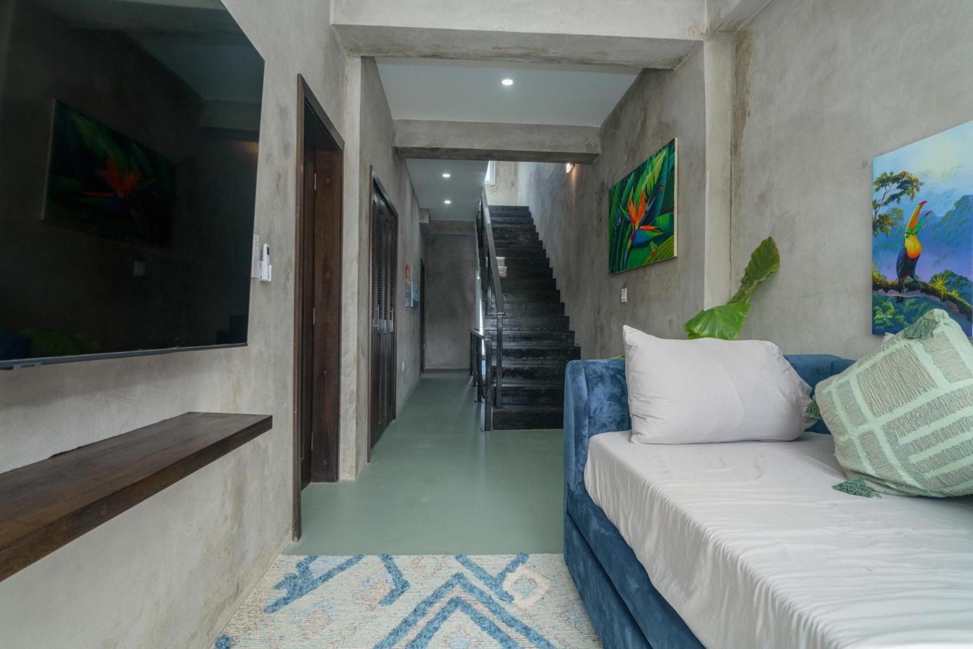 Villa - Beach Front photo 2