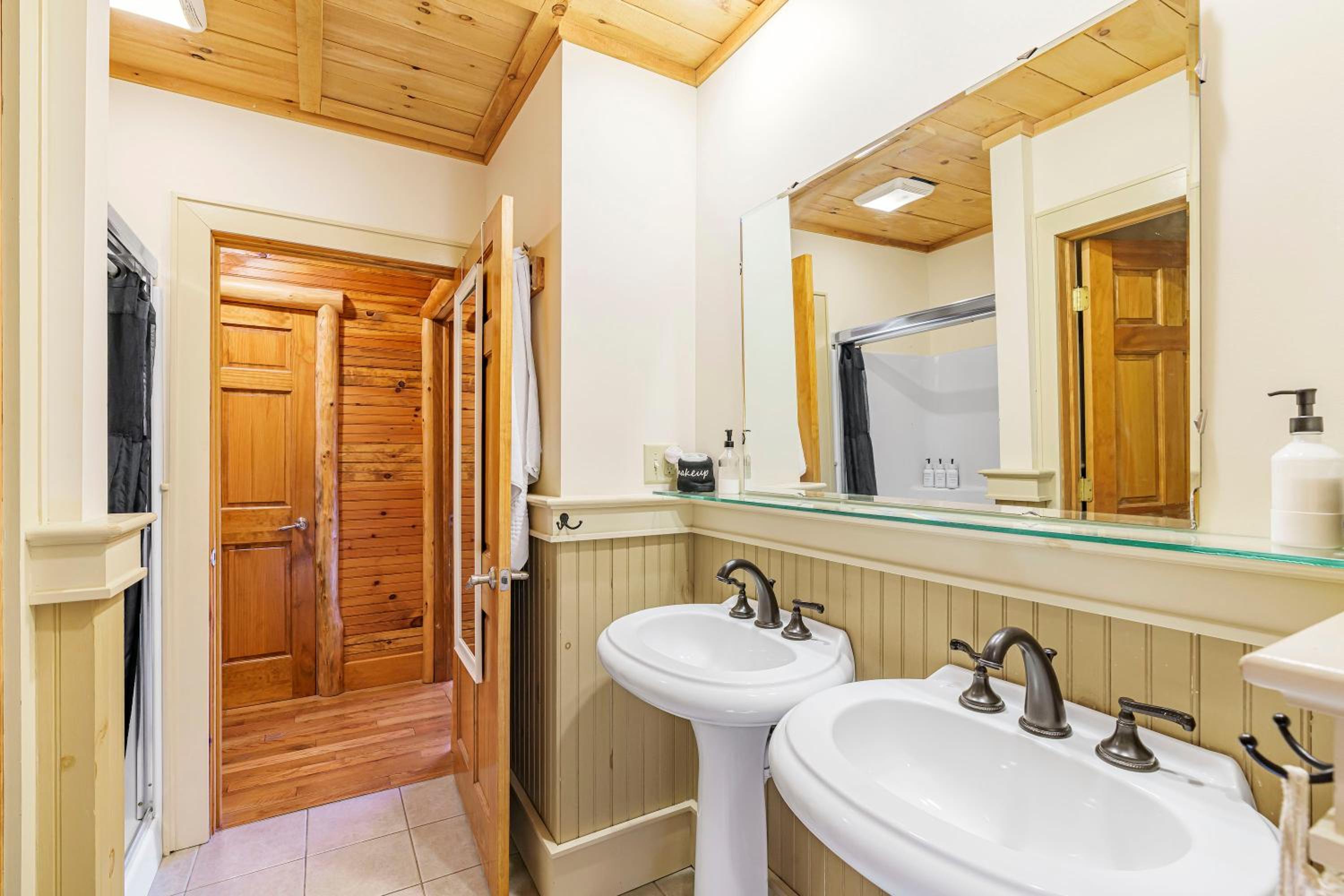 Family Suite - Photo 6