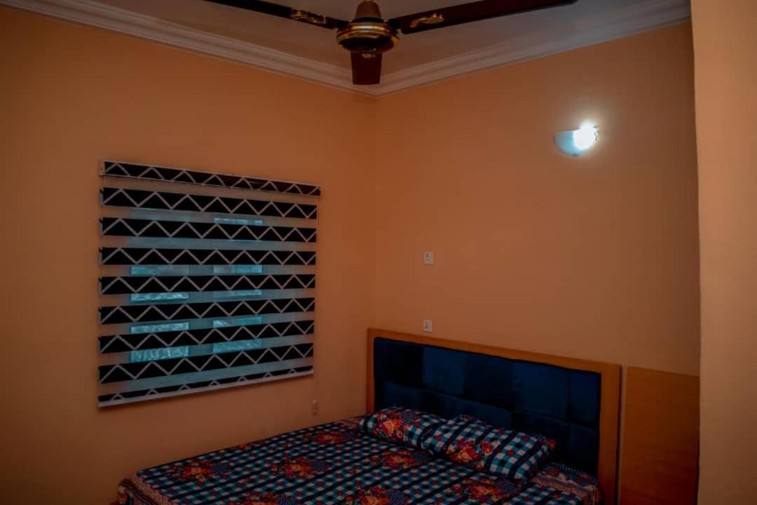 One-Bedroom Apartment photo 3