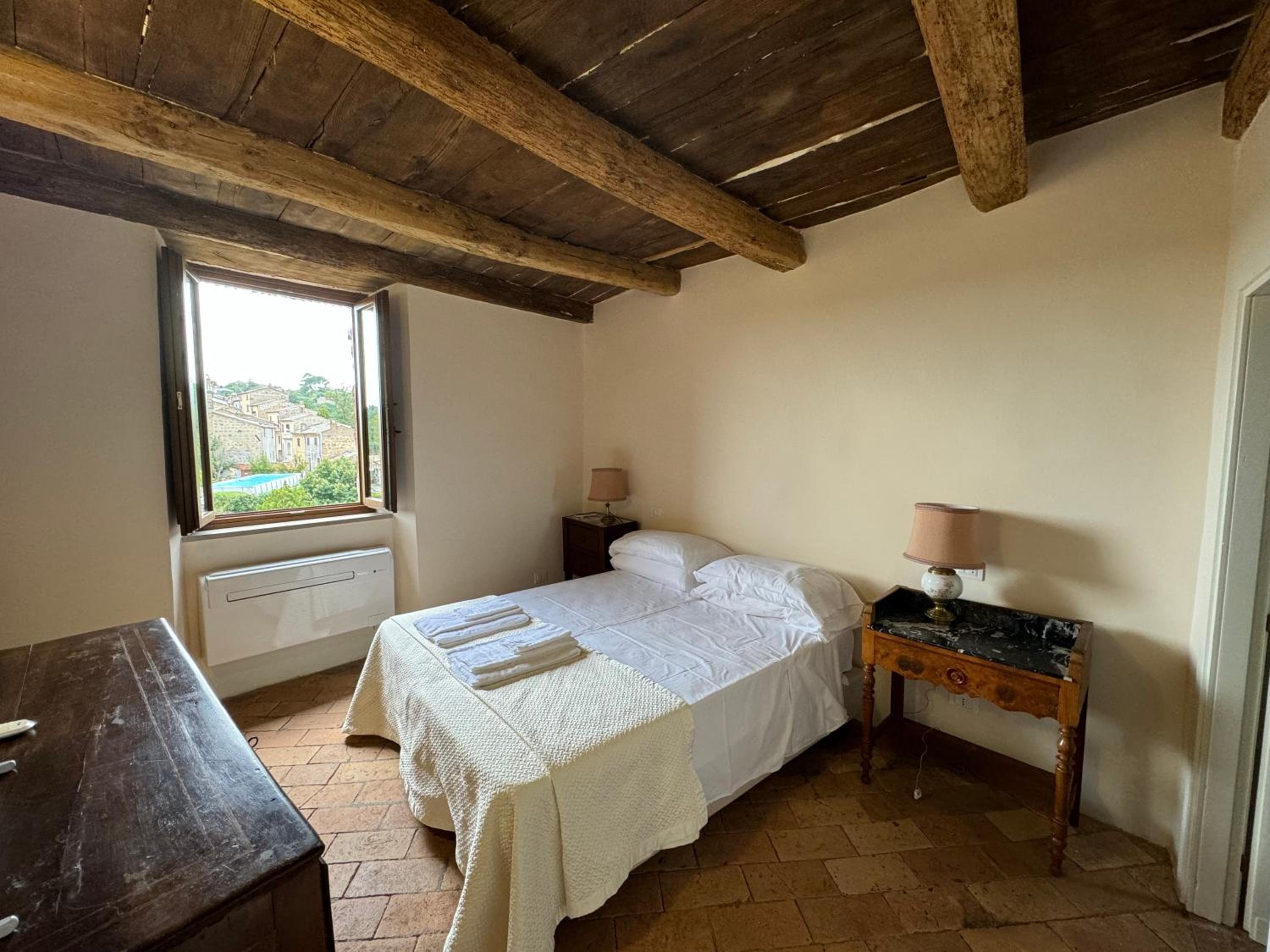 Two-Bedroom Apartment with Garden View - Photo 1