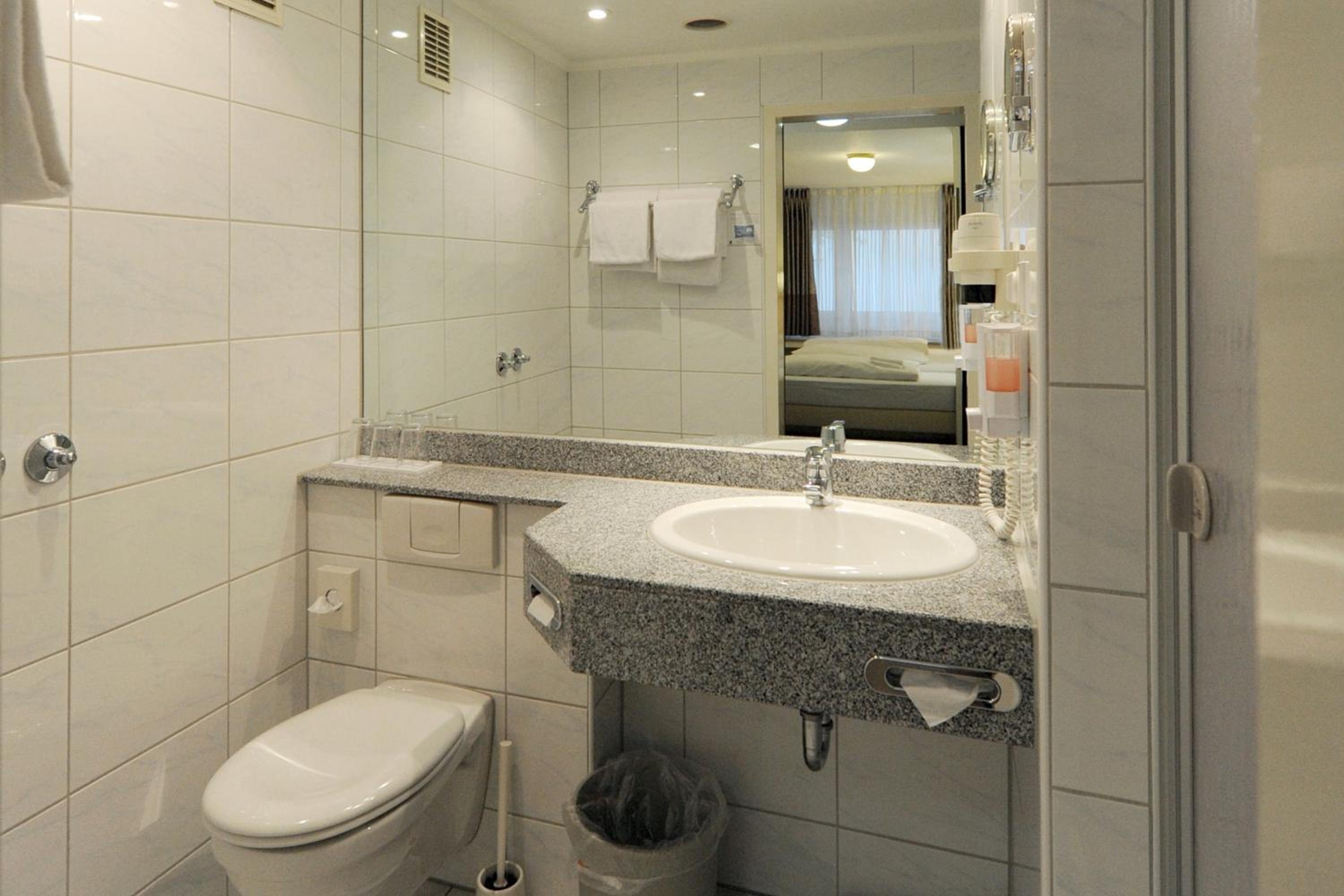Triple Room - Photo 5