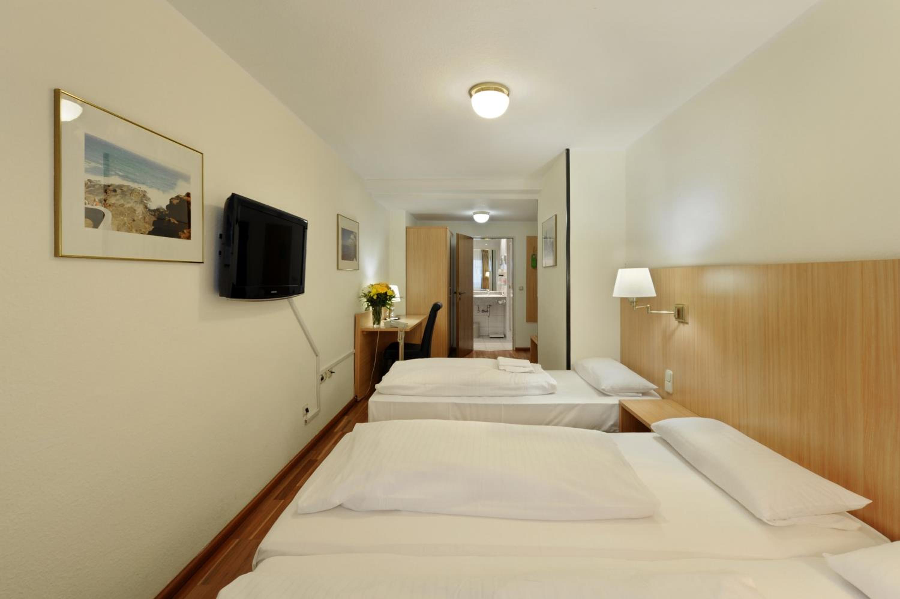 Triple Room - Photo 3