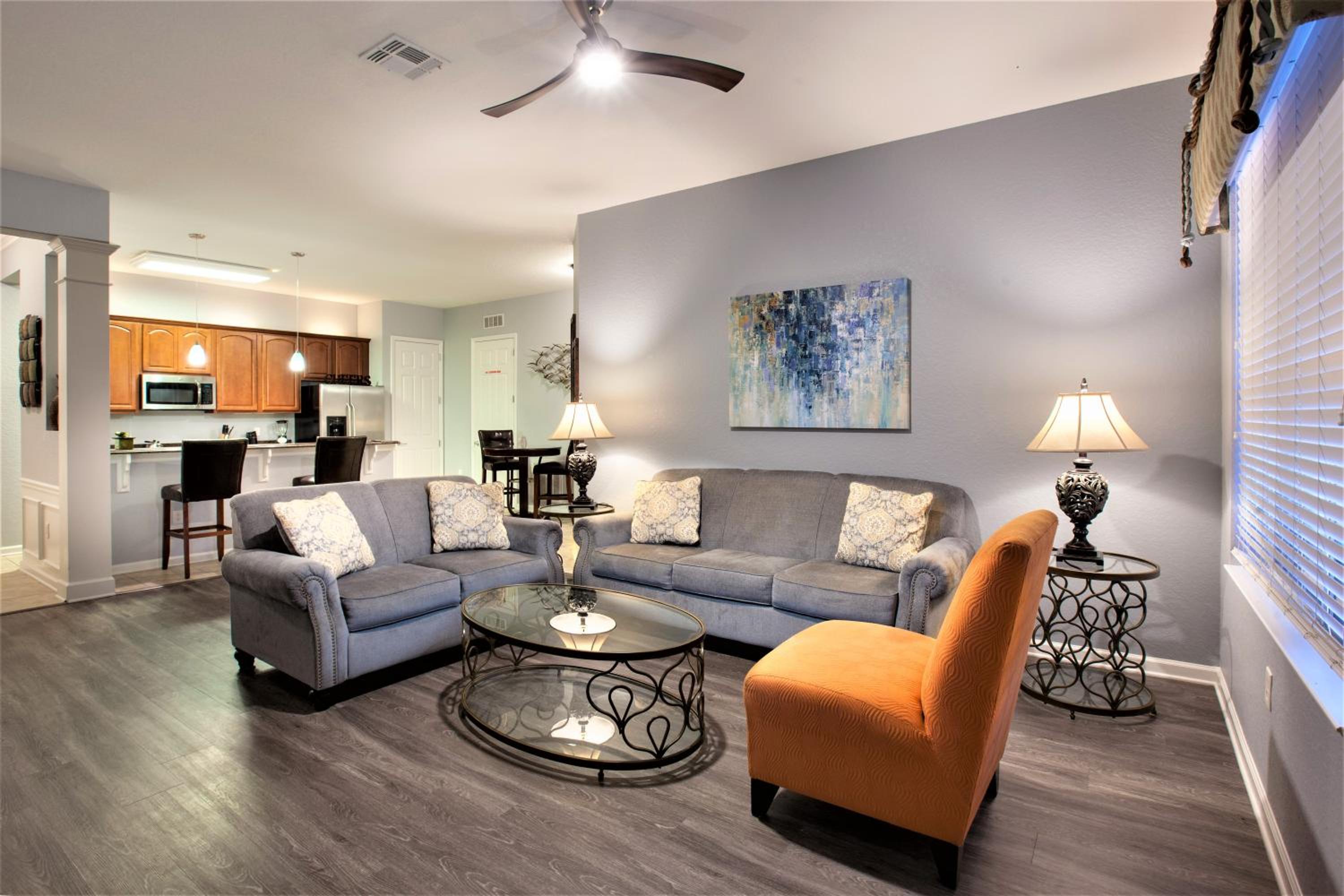 Premium Three-Bedroom Apartment thumbnail 5