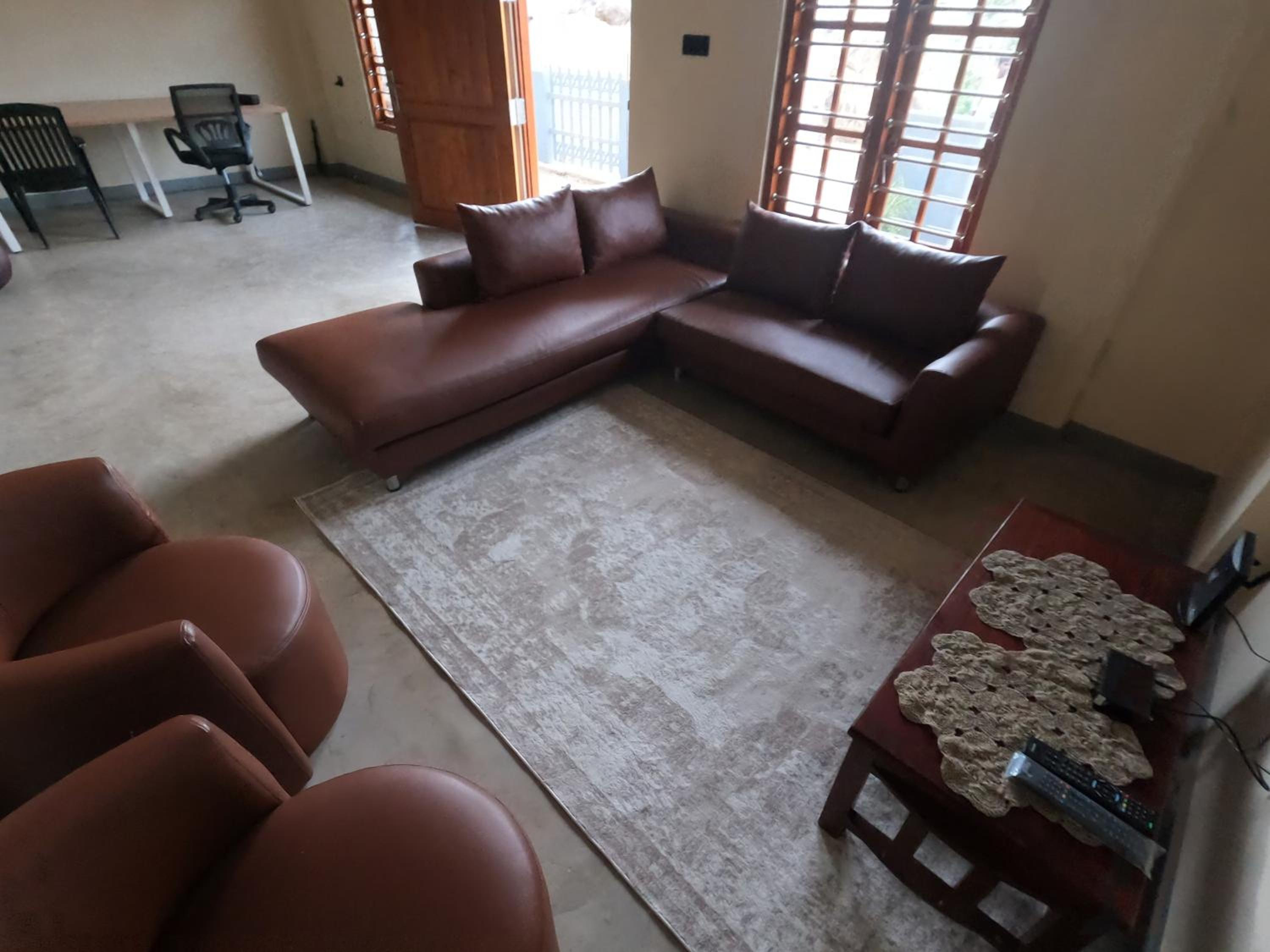 Three-Bedroom Villa photo 3