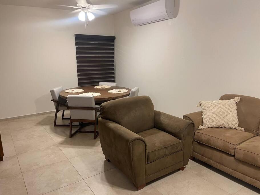 Two-Bedroom House photo 3