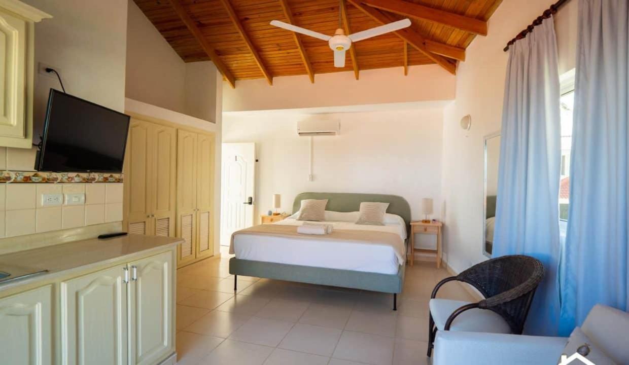 Villa - Beach Front photo 1