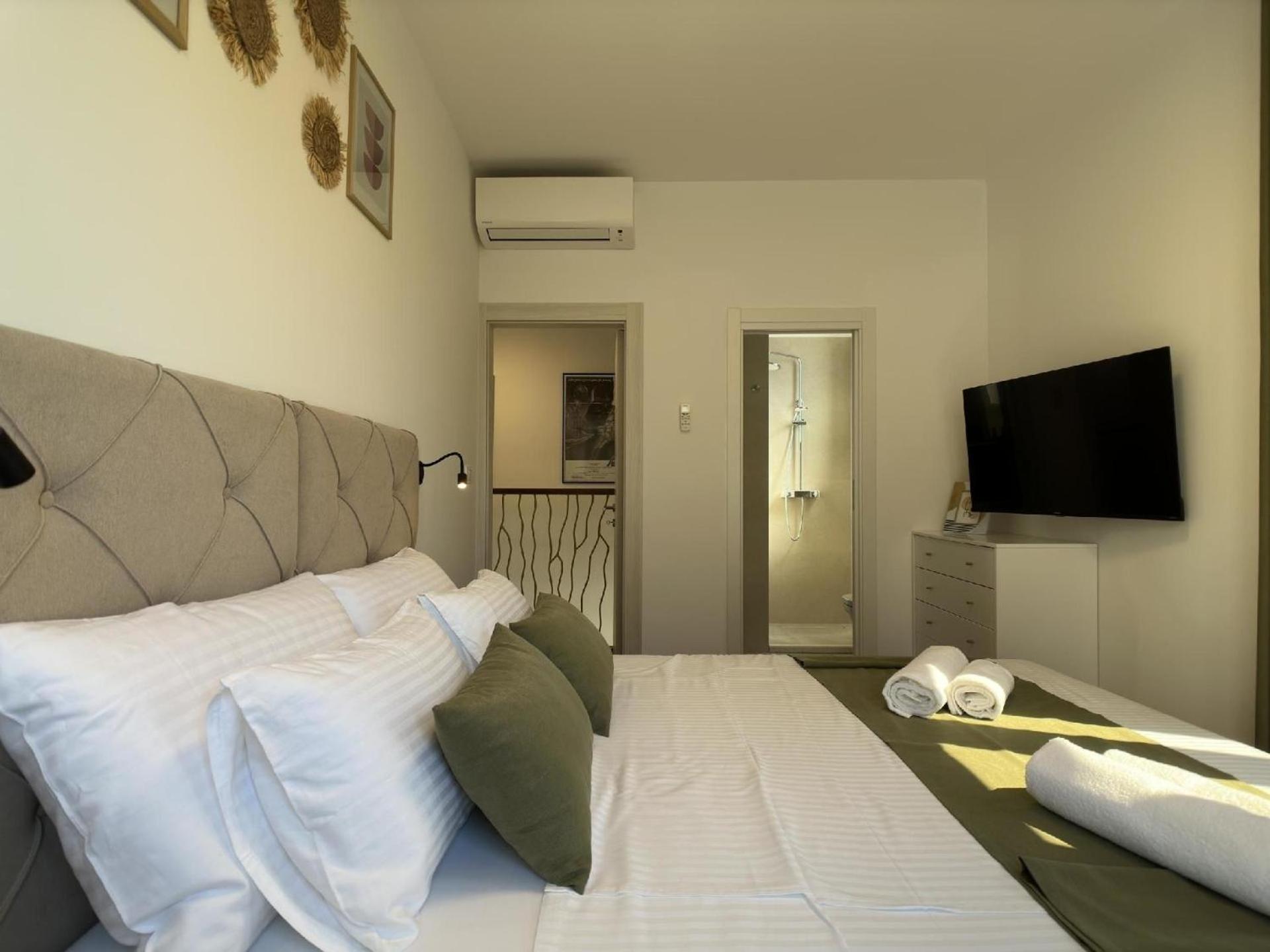 Two-Bedroom Holiday Home