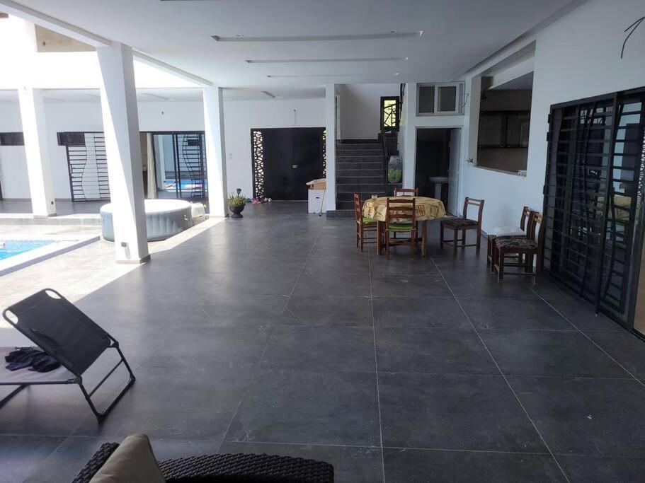 Villa photo 2
