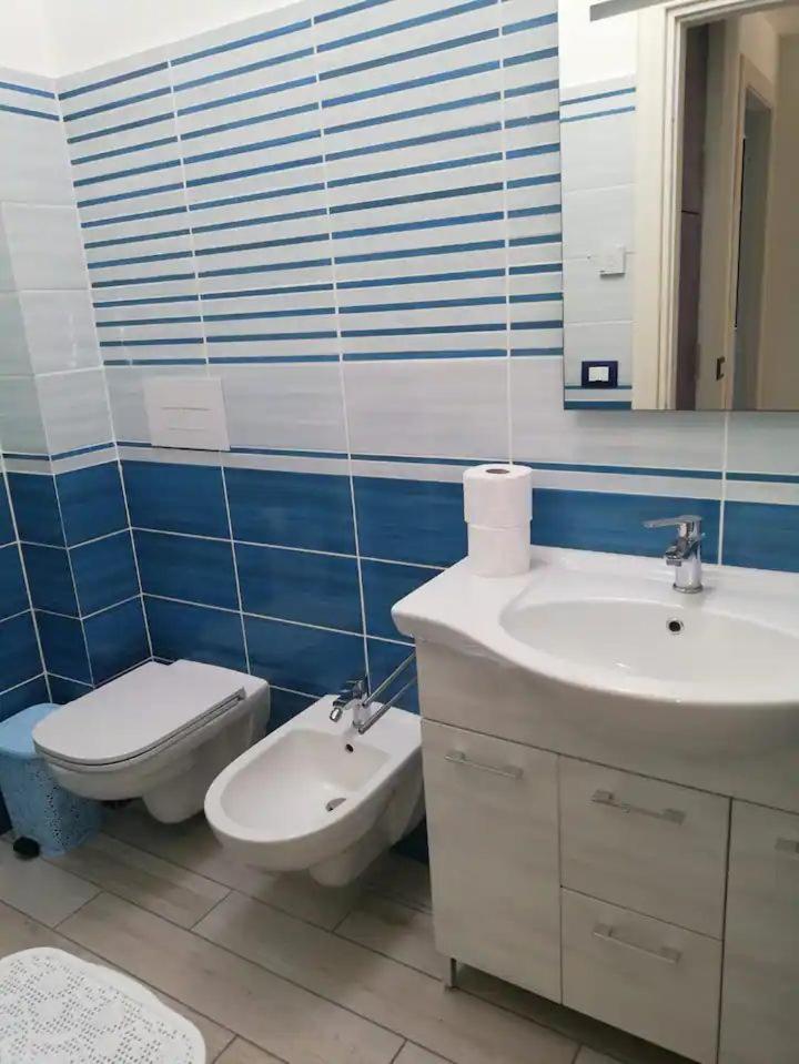Two-Bedroom House photo 3