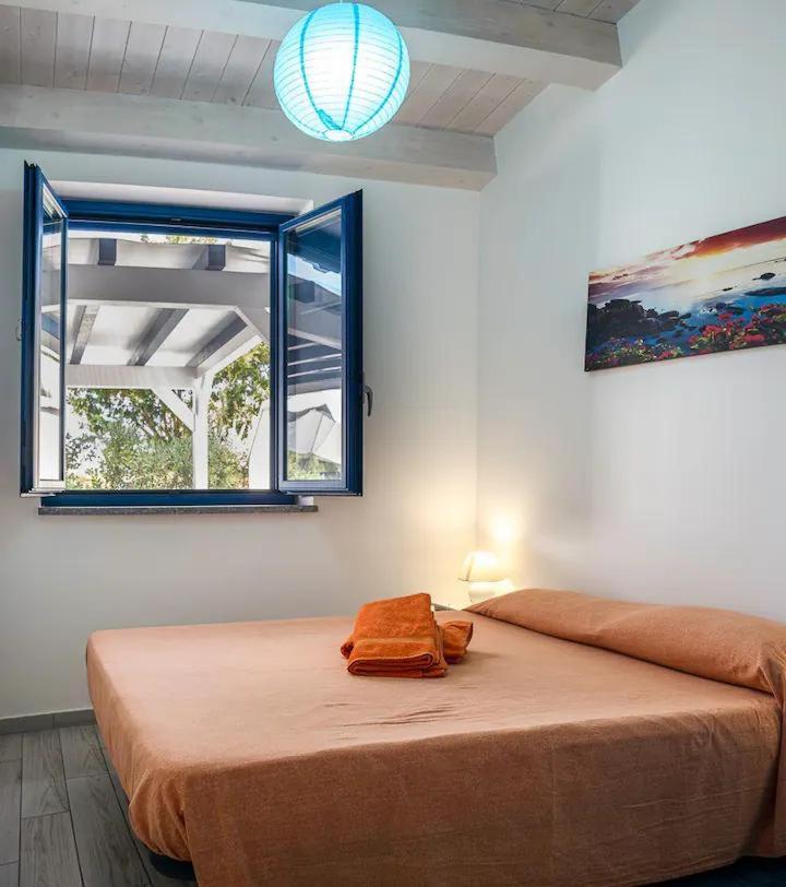 Two-Bedroom House photo 3