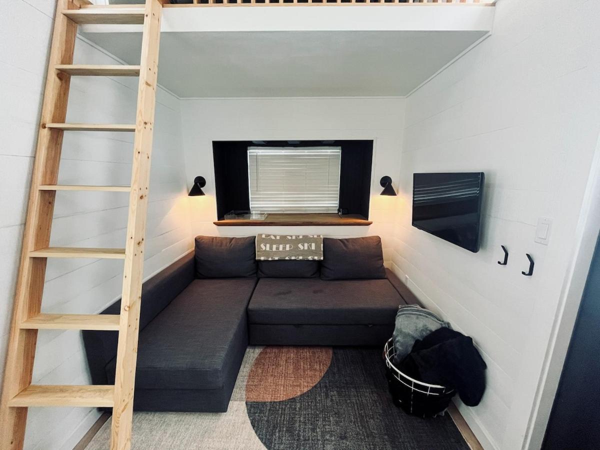 Apartment photo 2