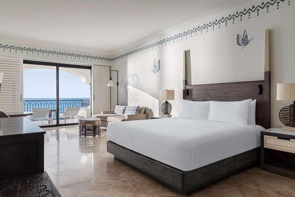 King Suite with Ocean View photo 3