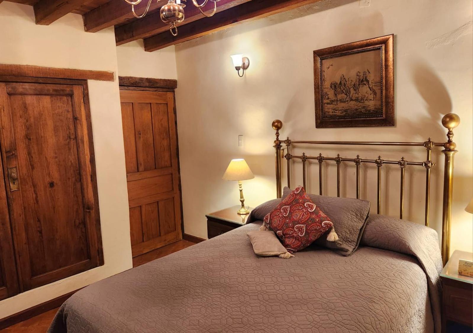 Two-Bedroom Suite - Photo 6