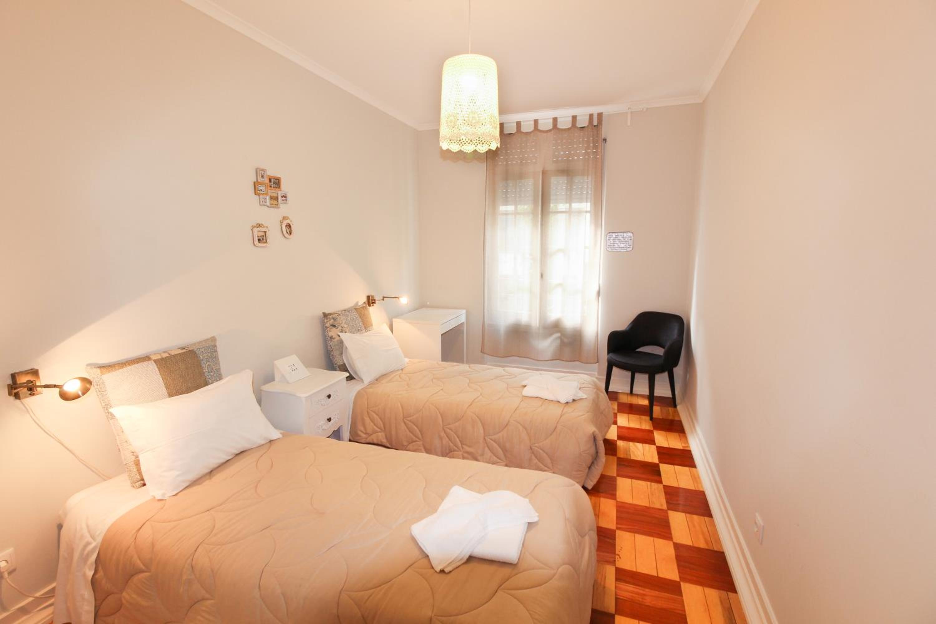 Twin Room with Shared Bathroom photo 1