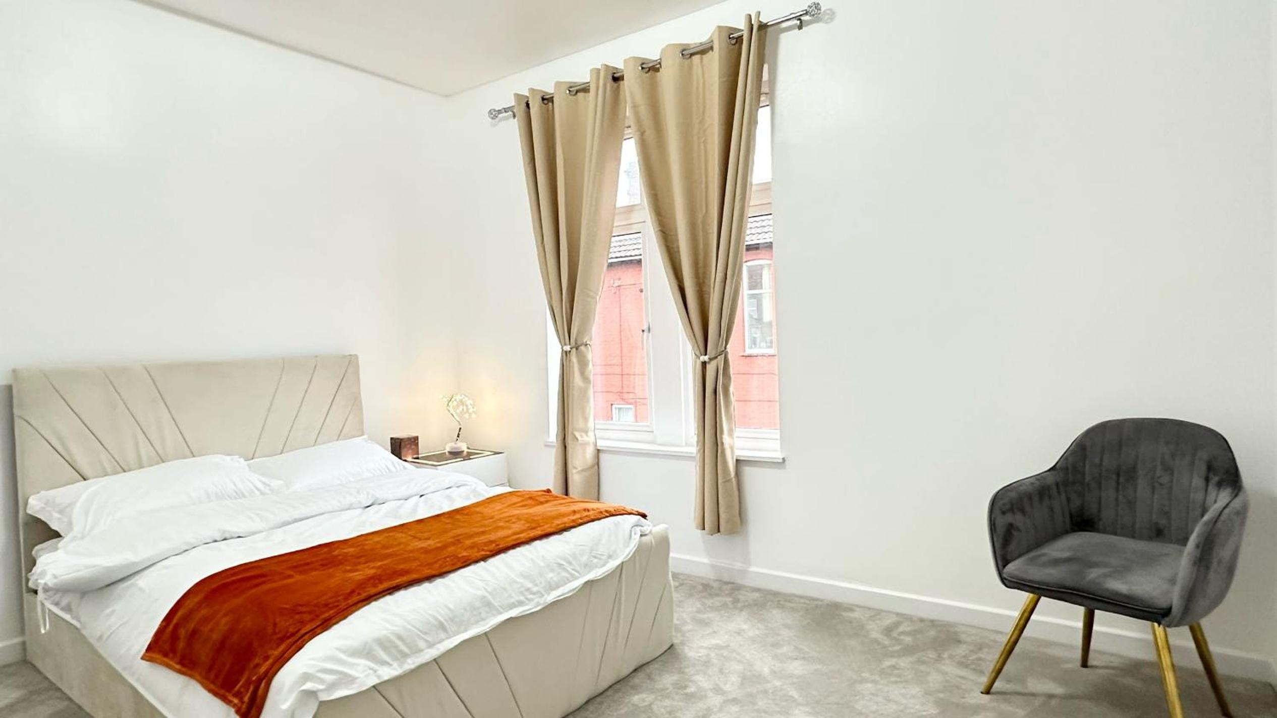 Double Room with Shared Bathroom photo 1