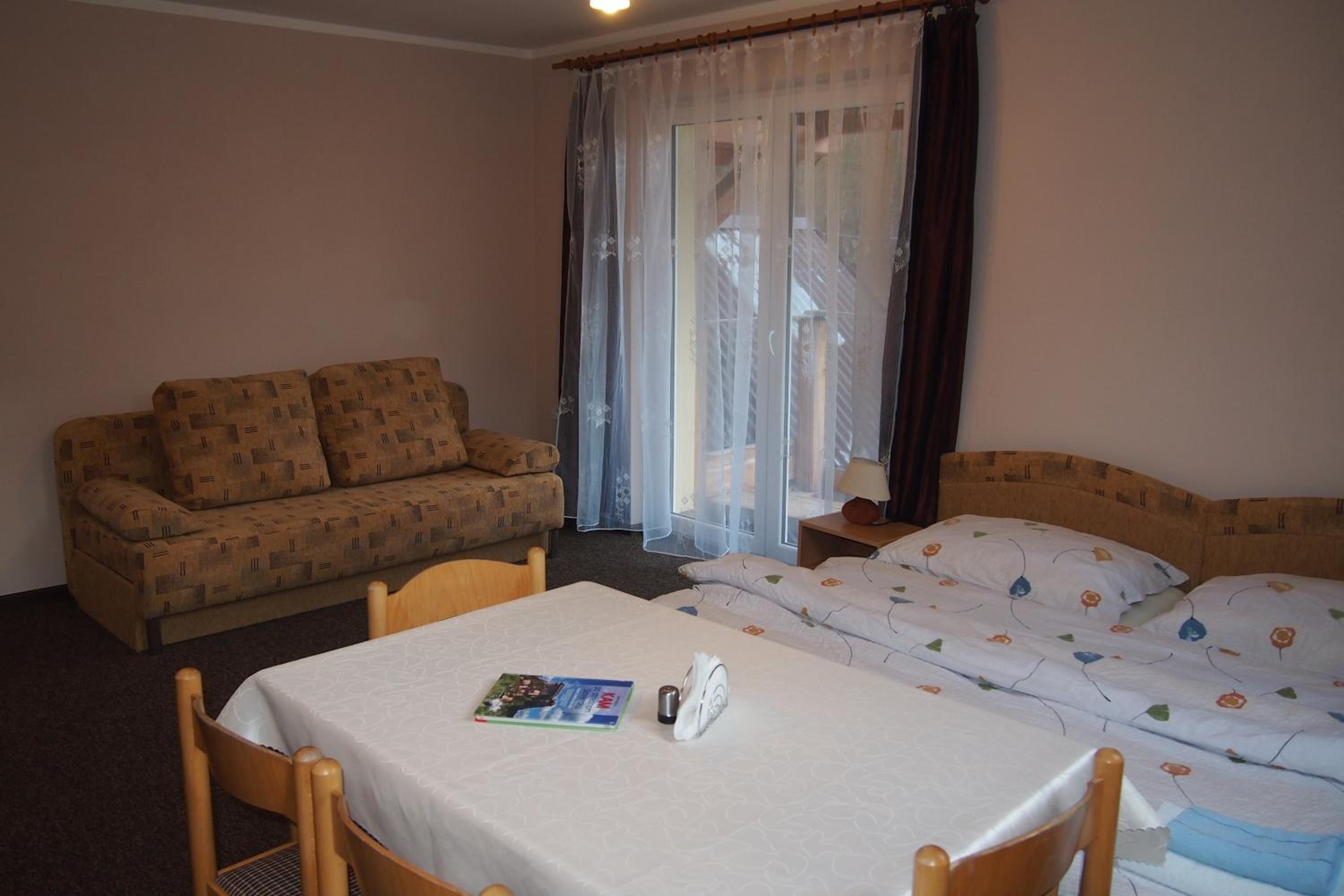 Triple Room with Balcony - Photo 1