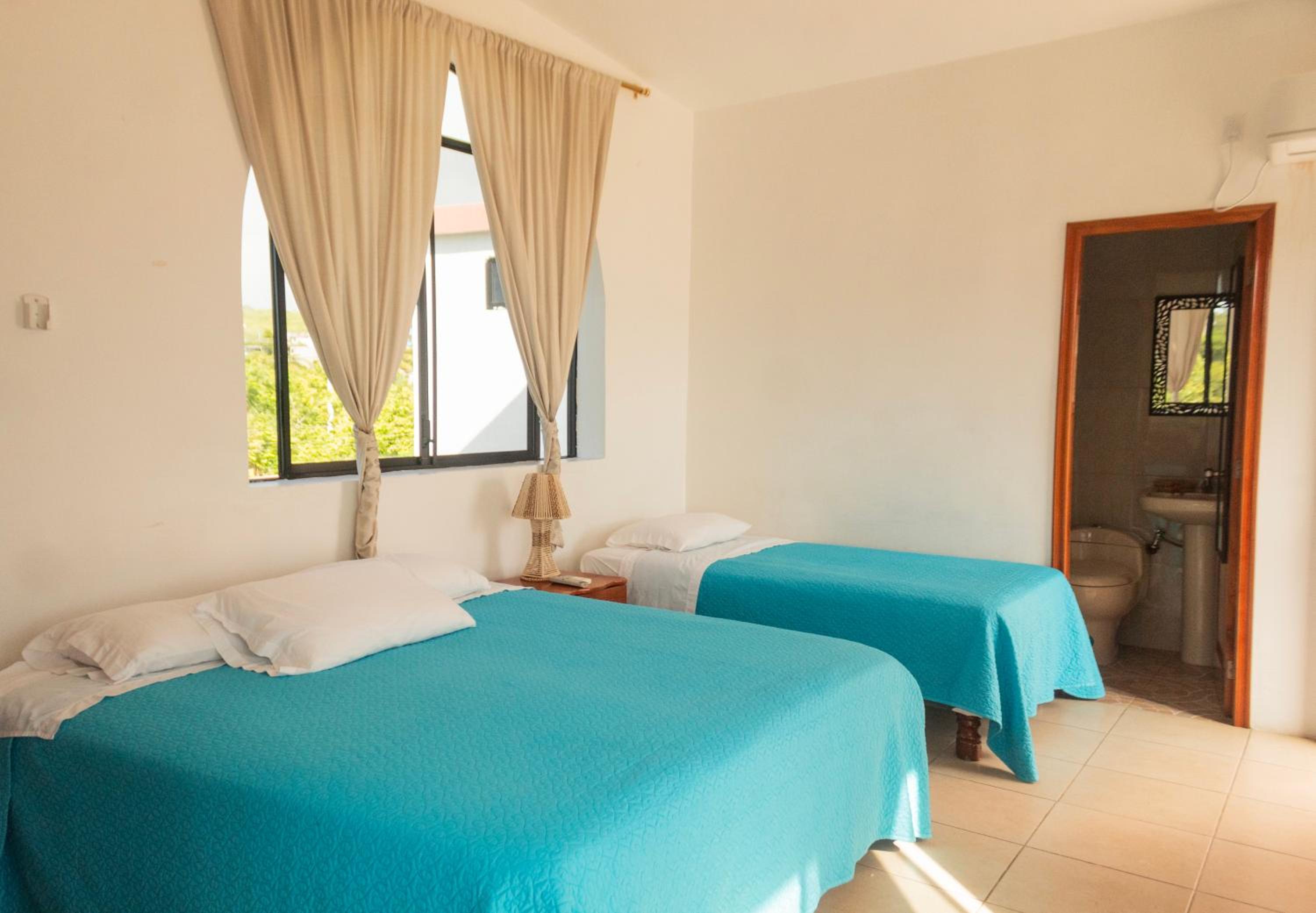 Deluxe Triple Room with Sea View photo 2
