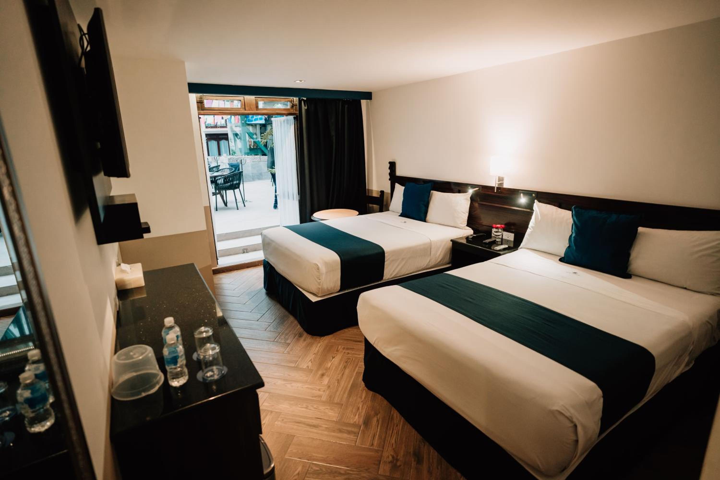 Deluxe Double Room with Two Double Beds photo 1