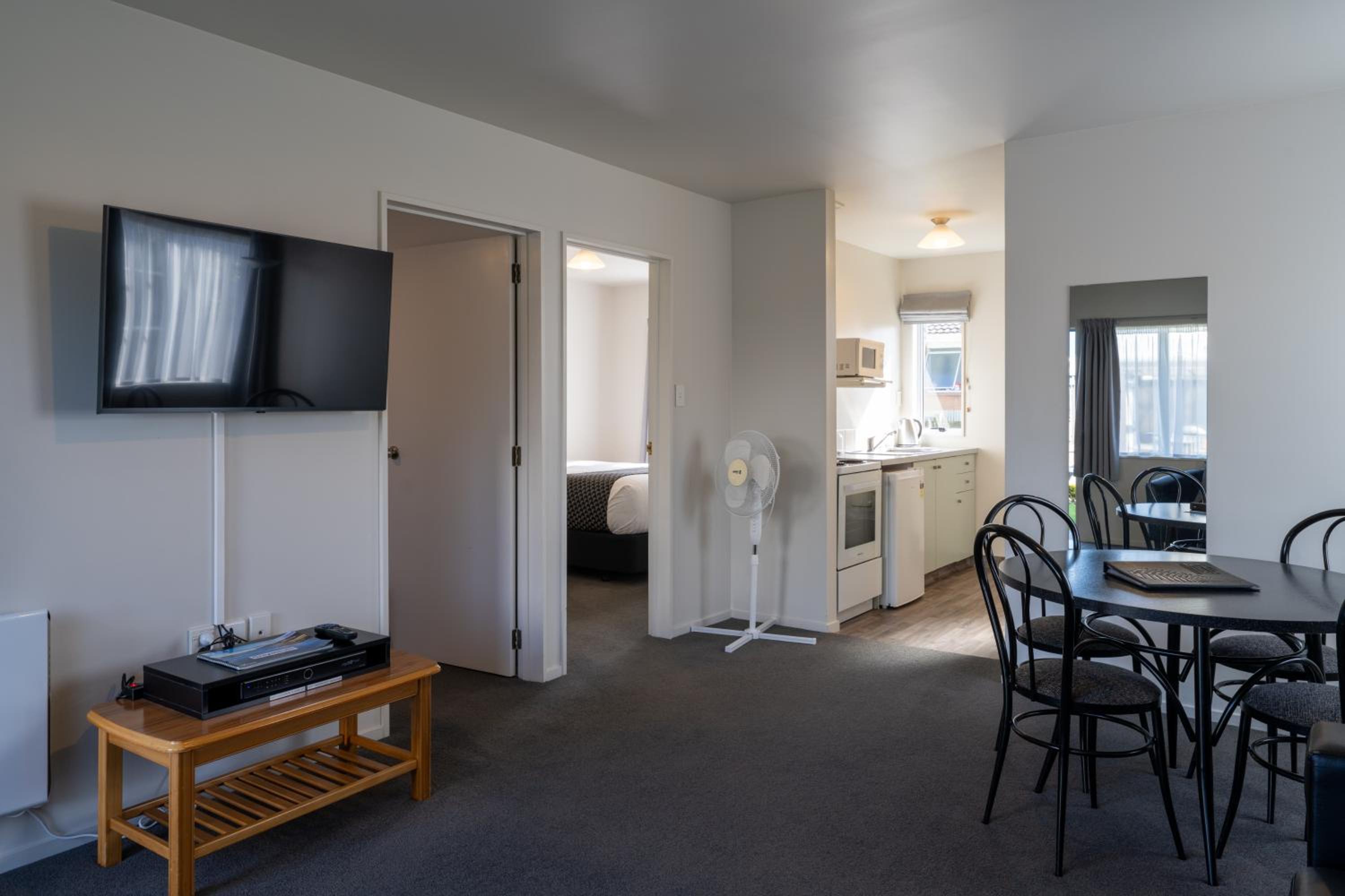 Two-Bedroom Apartment - Photo 4