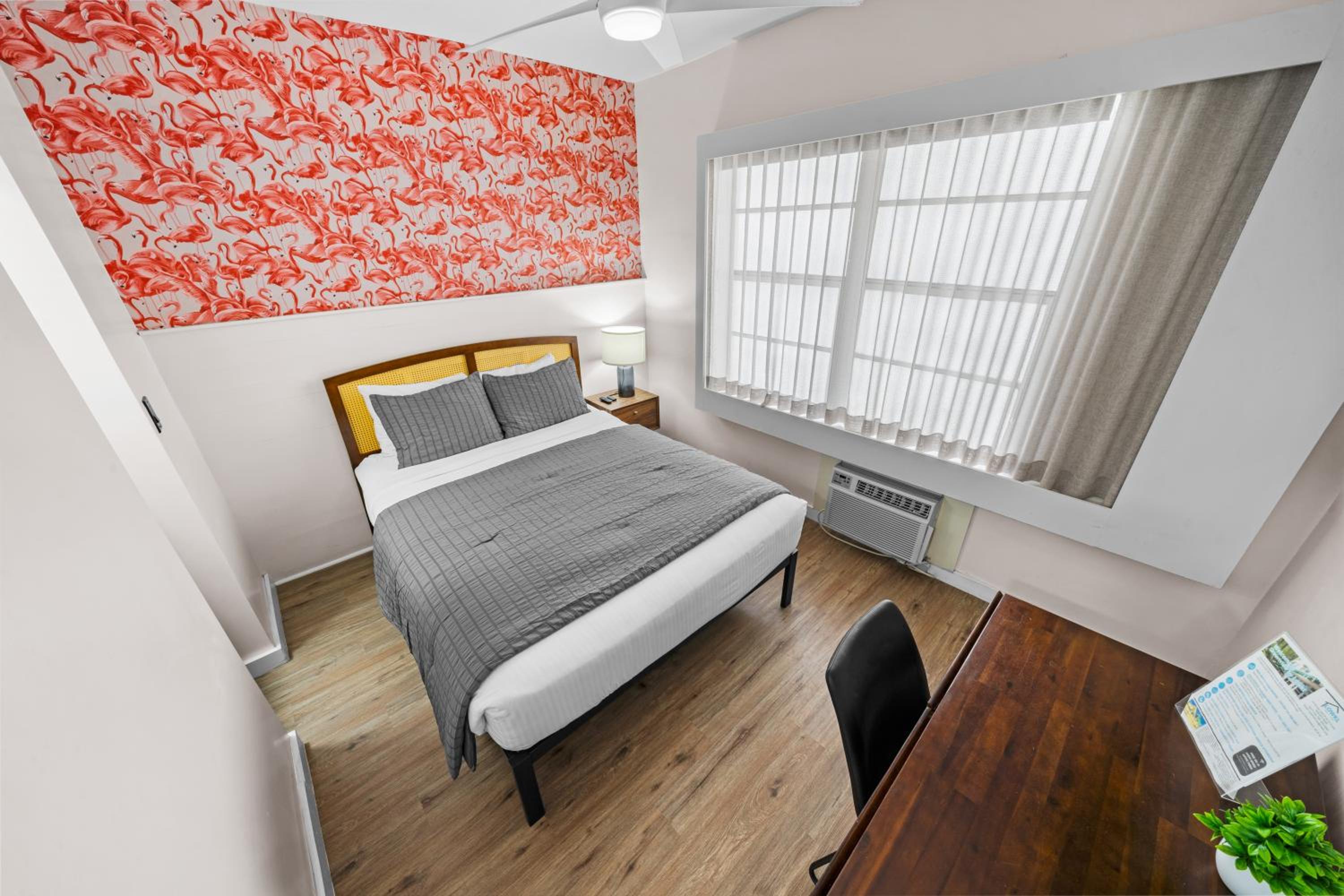 Standard Queen Room - Photo 2