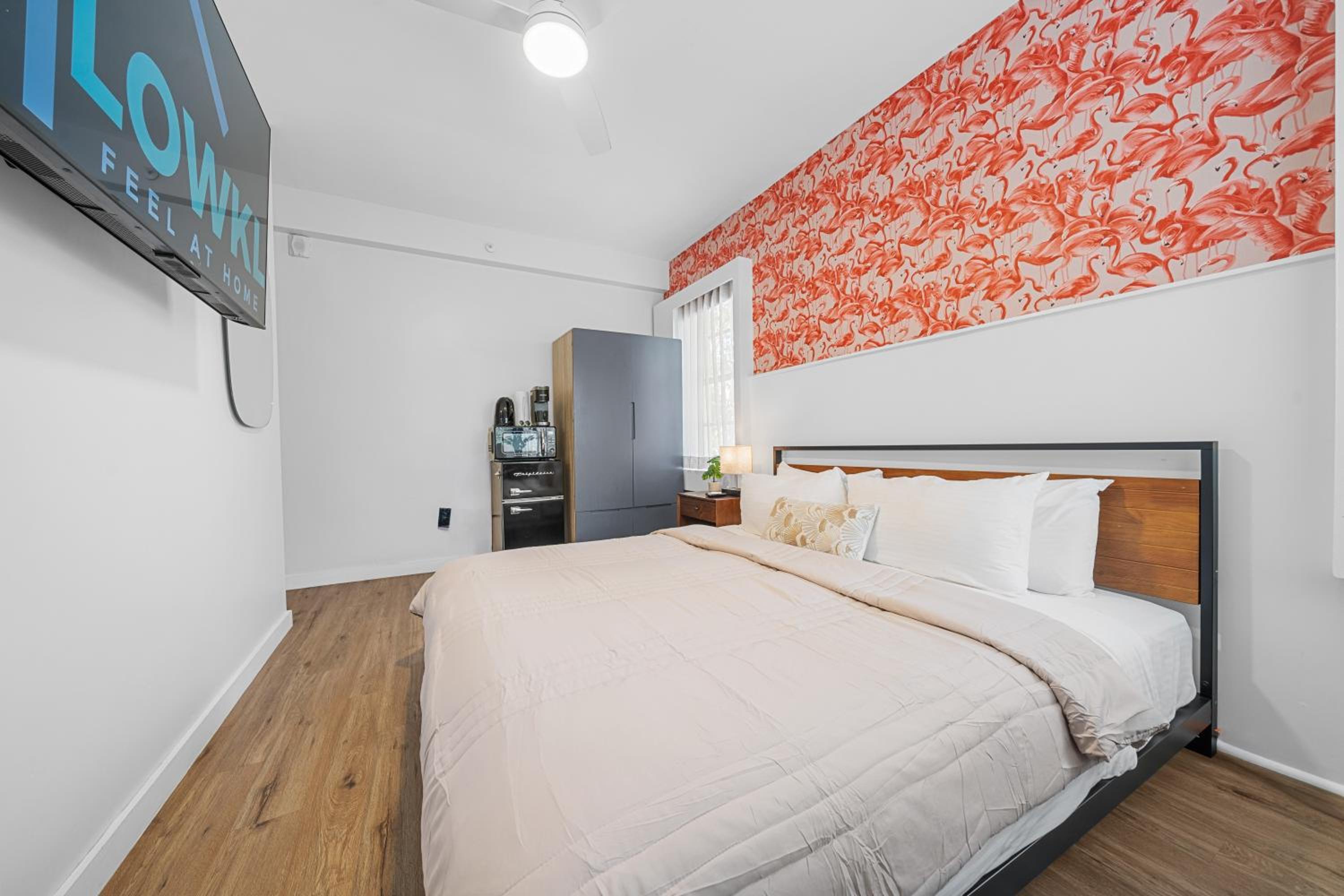 Superior King with Kitchenette - Photo 1