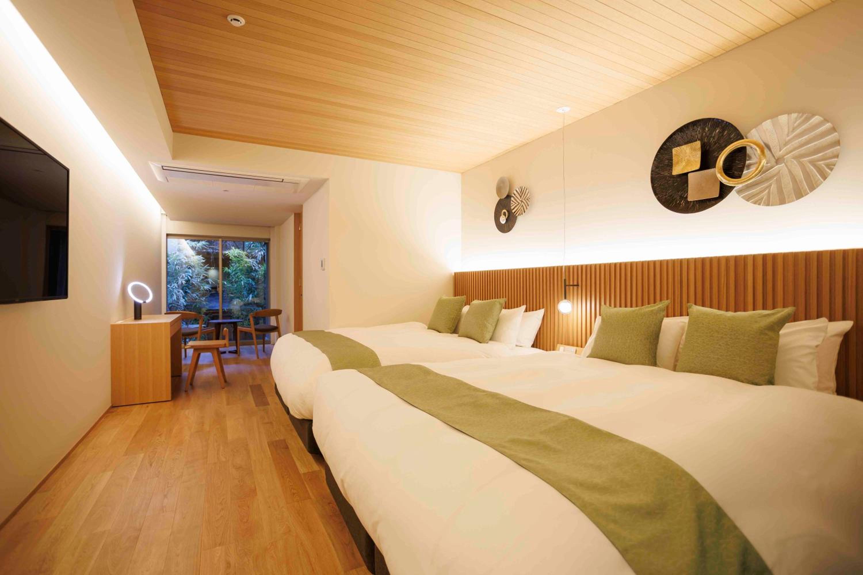 Family Room with Sauna - Photo 1