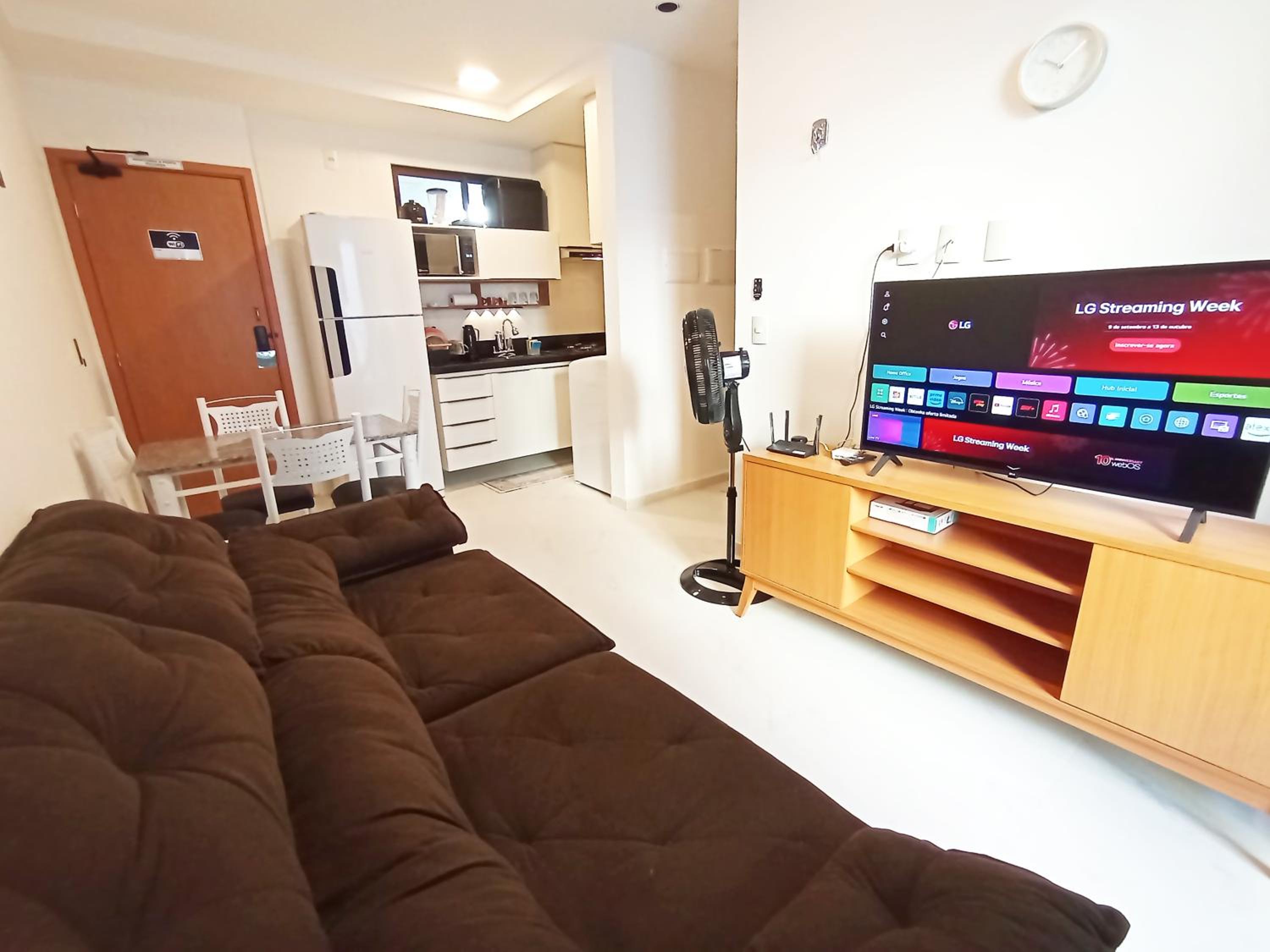 One-Bedroom Premium Apartment photo 1