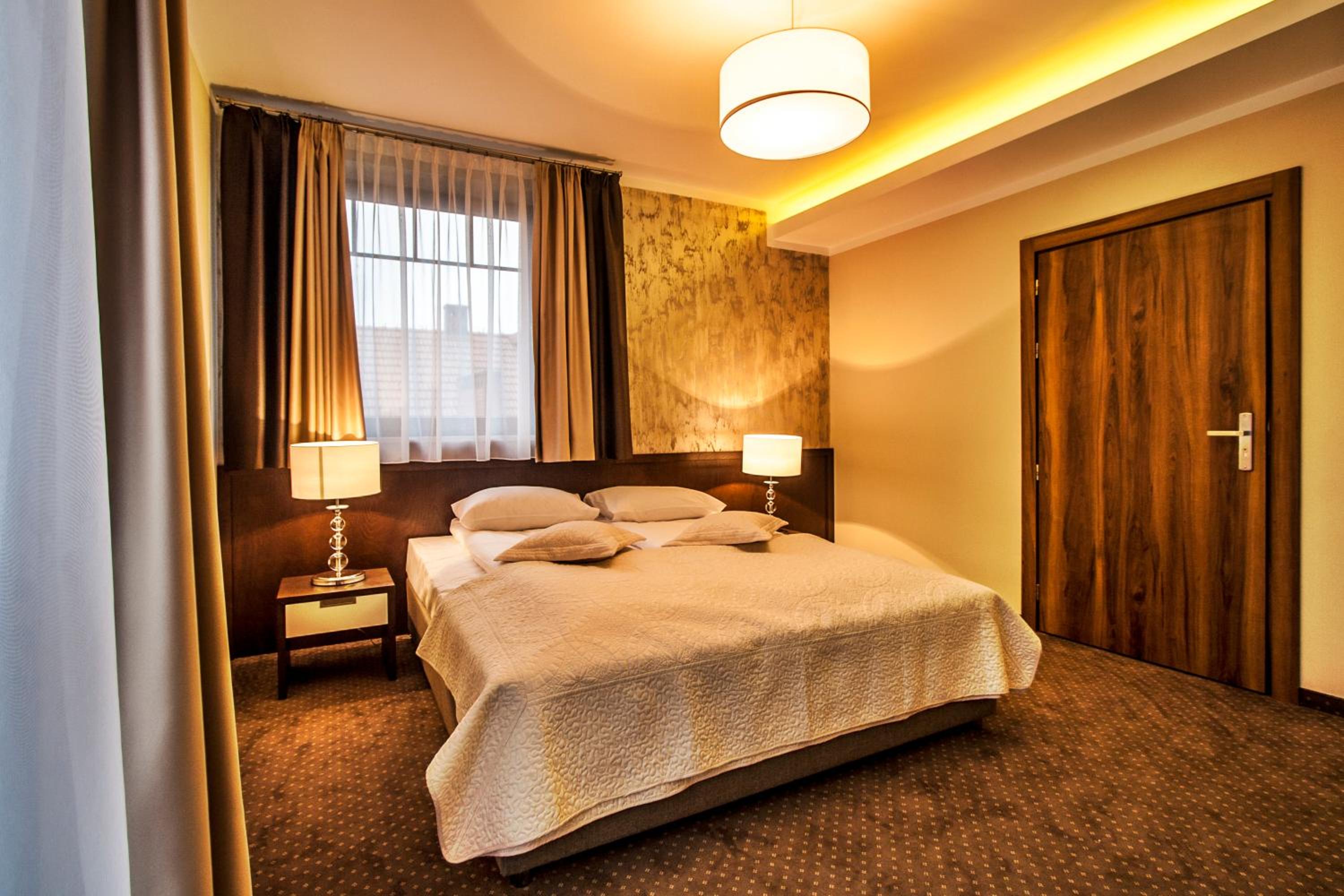 Deluxe Double Room - Photo 1