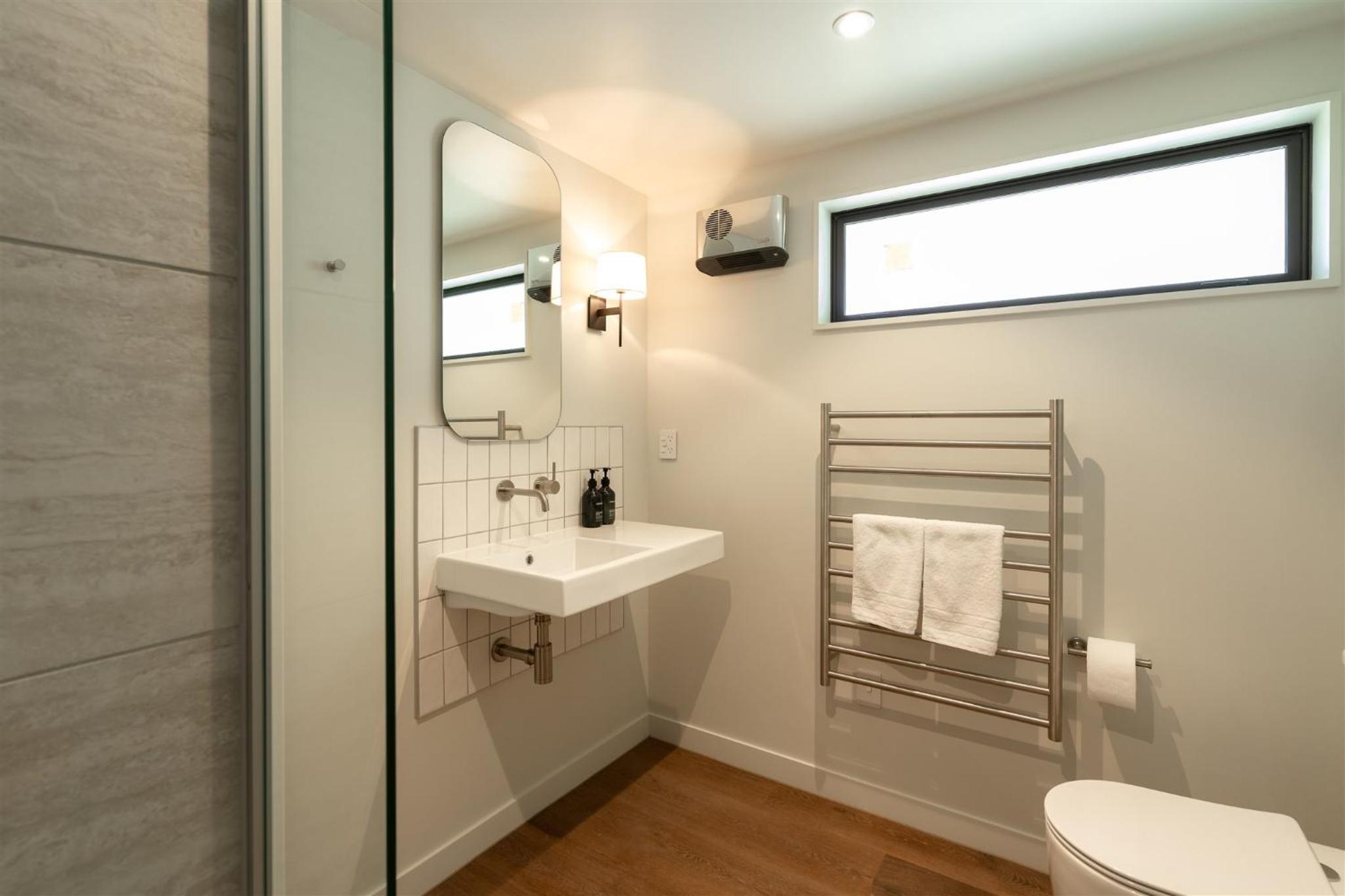 Premium Hotel Room - Photo 3