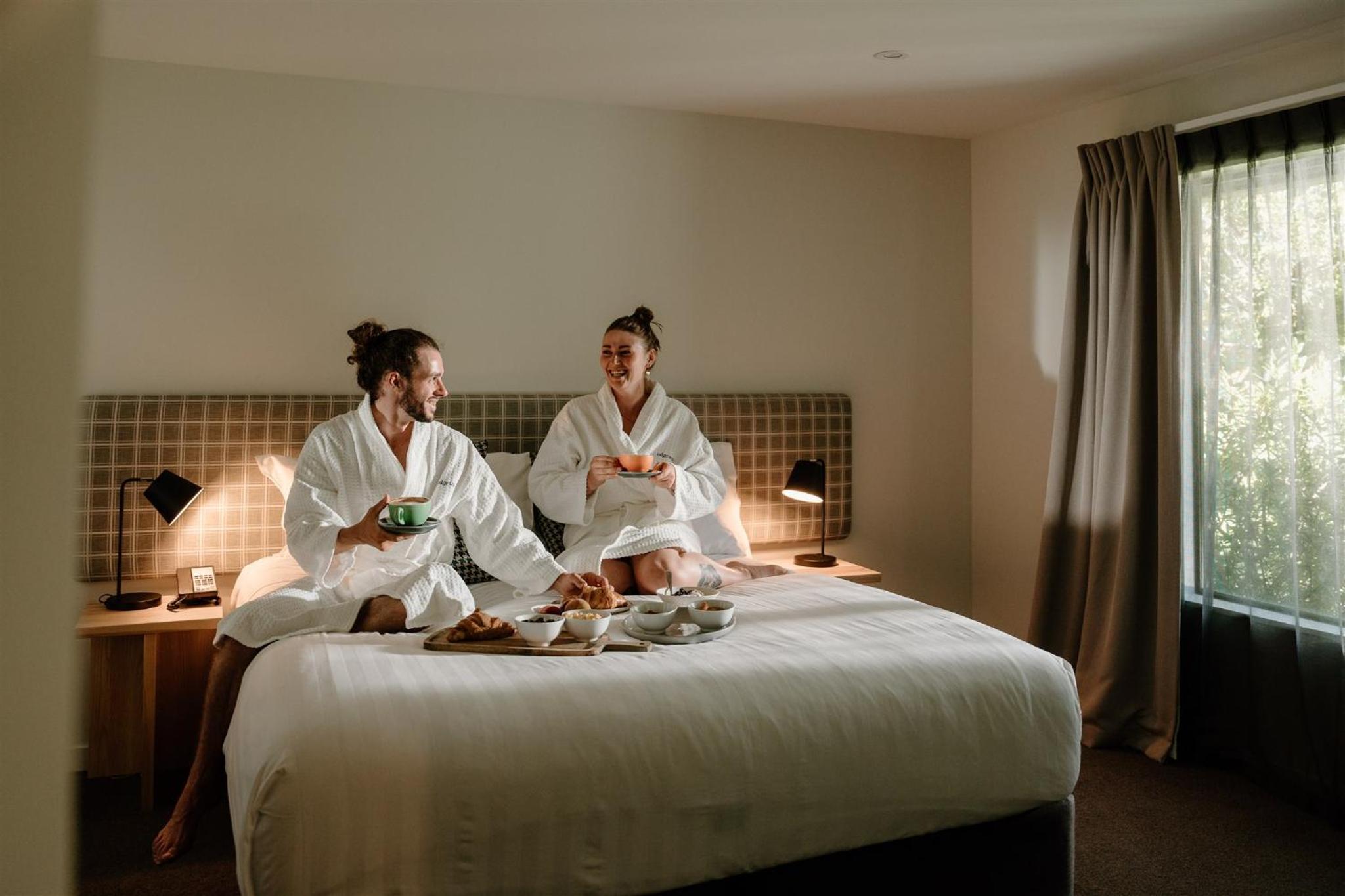 Premium Suite - Photo 8