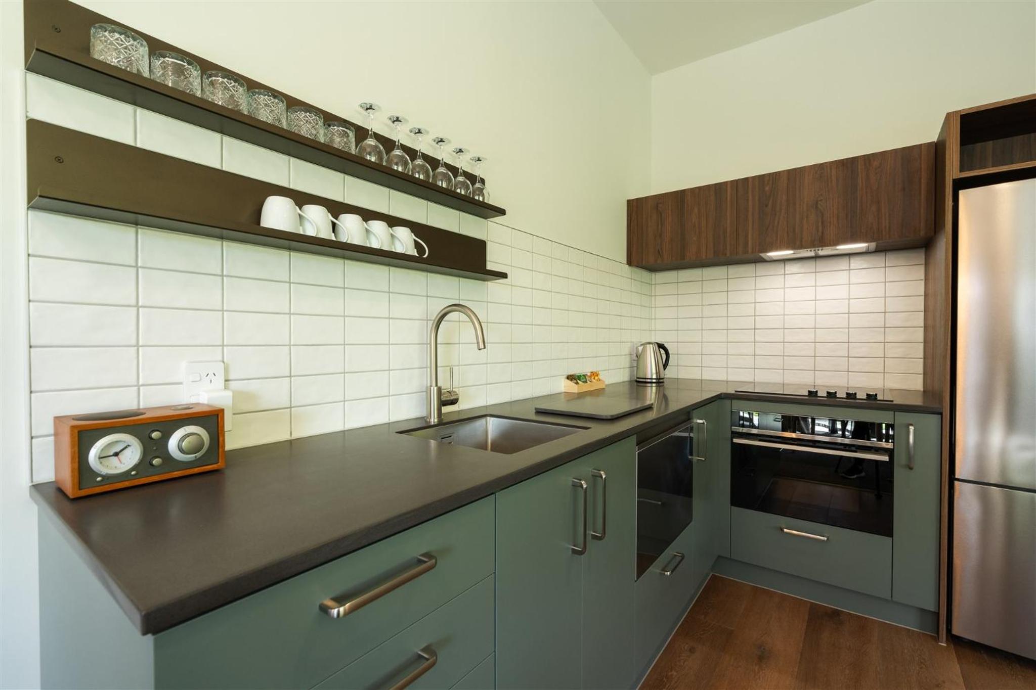 Premium Suite - Photo 7