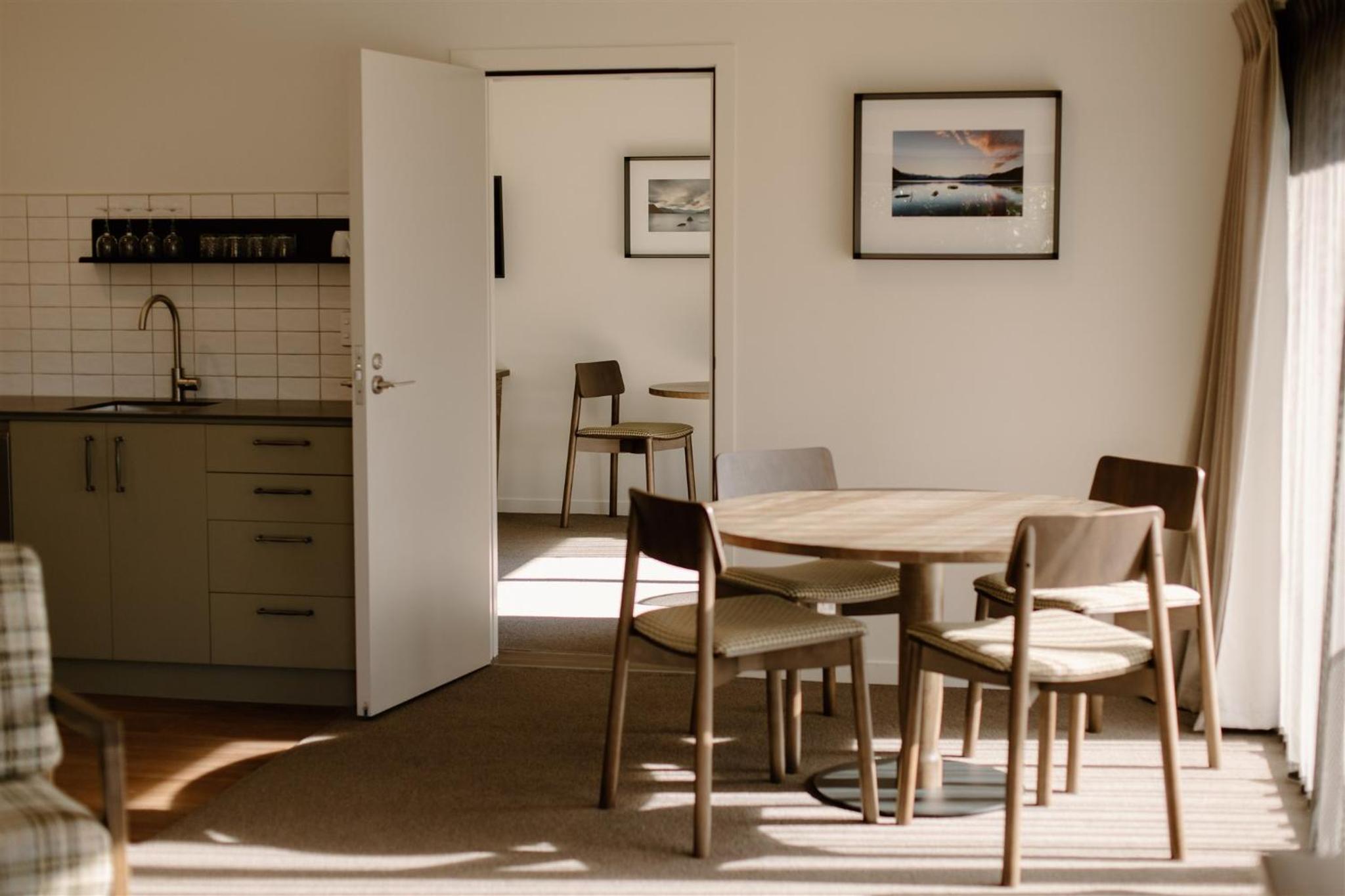 Premium Apartment - Photo 7
