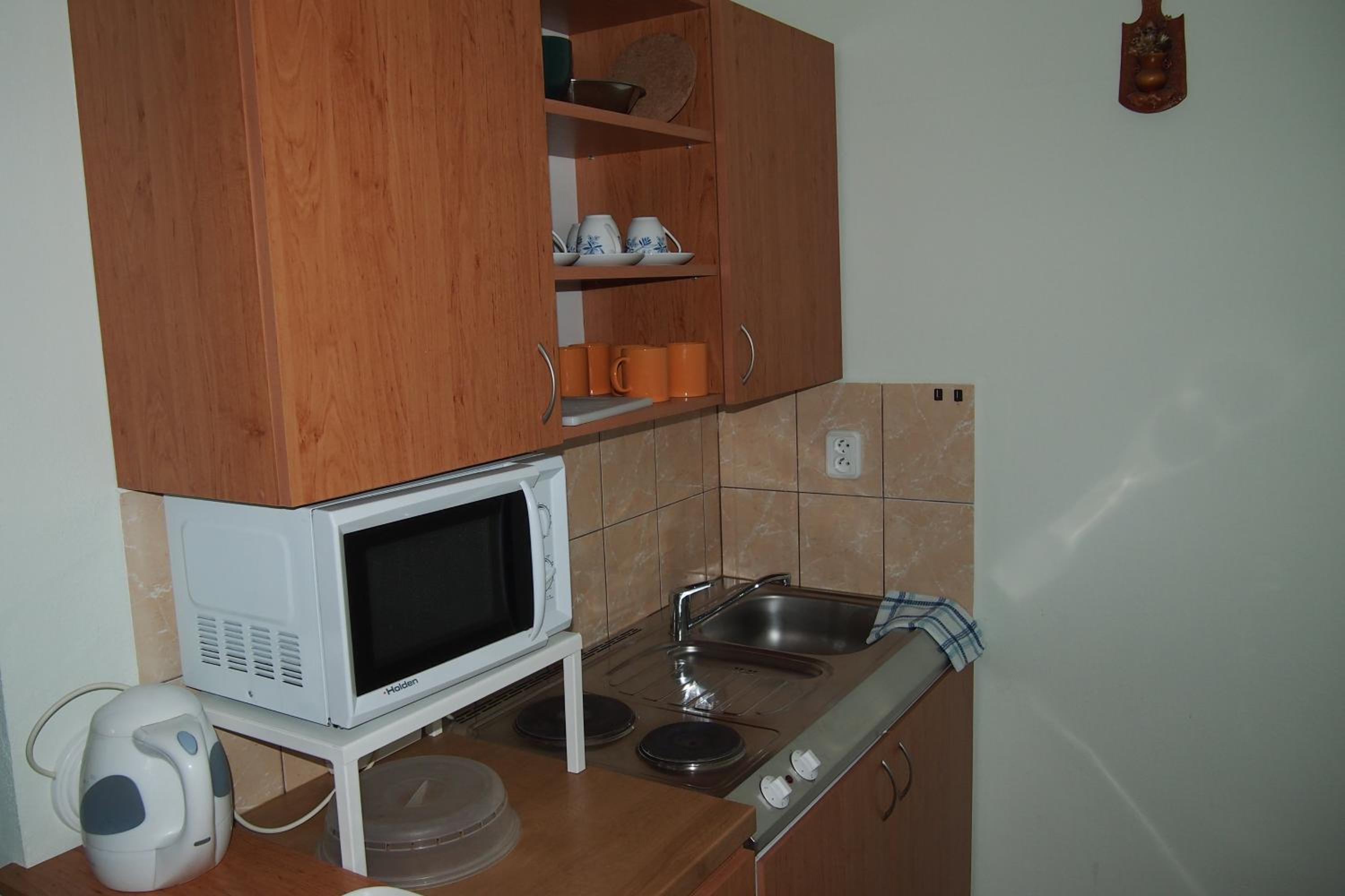 Deluxe Double Room with Extra Bed - Photo 1