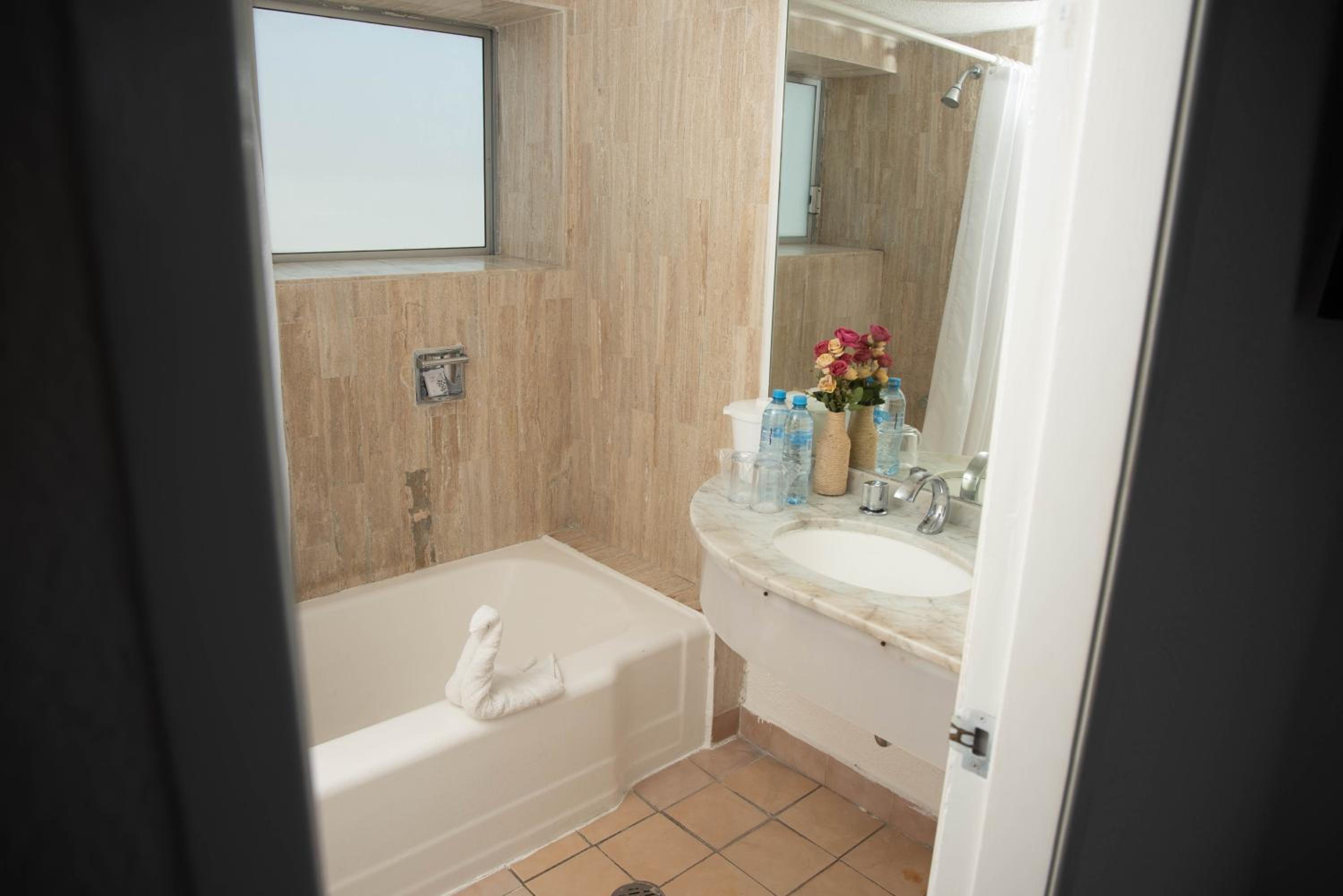 Standard Double Room with Two Double Beds - Photo 7