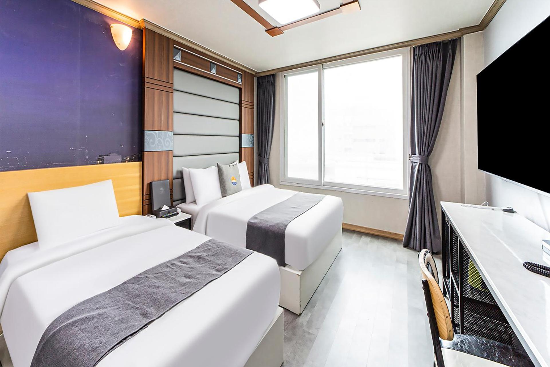 Premium Twin Room