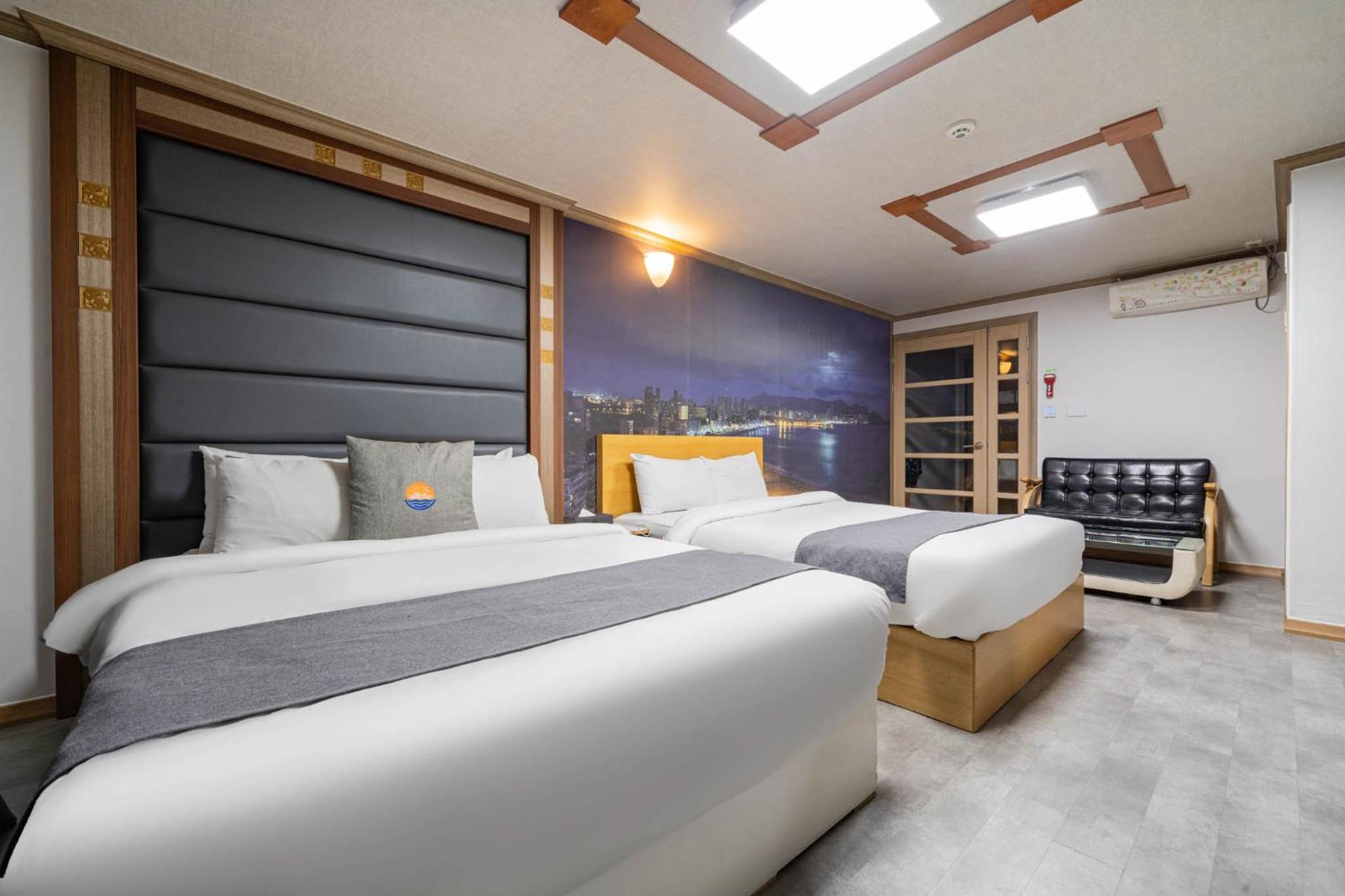 Premium Double Twin room - Photo 1