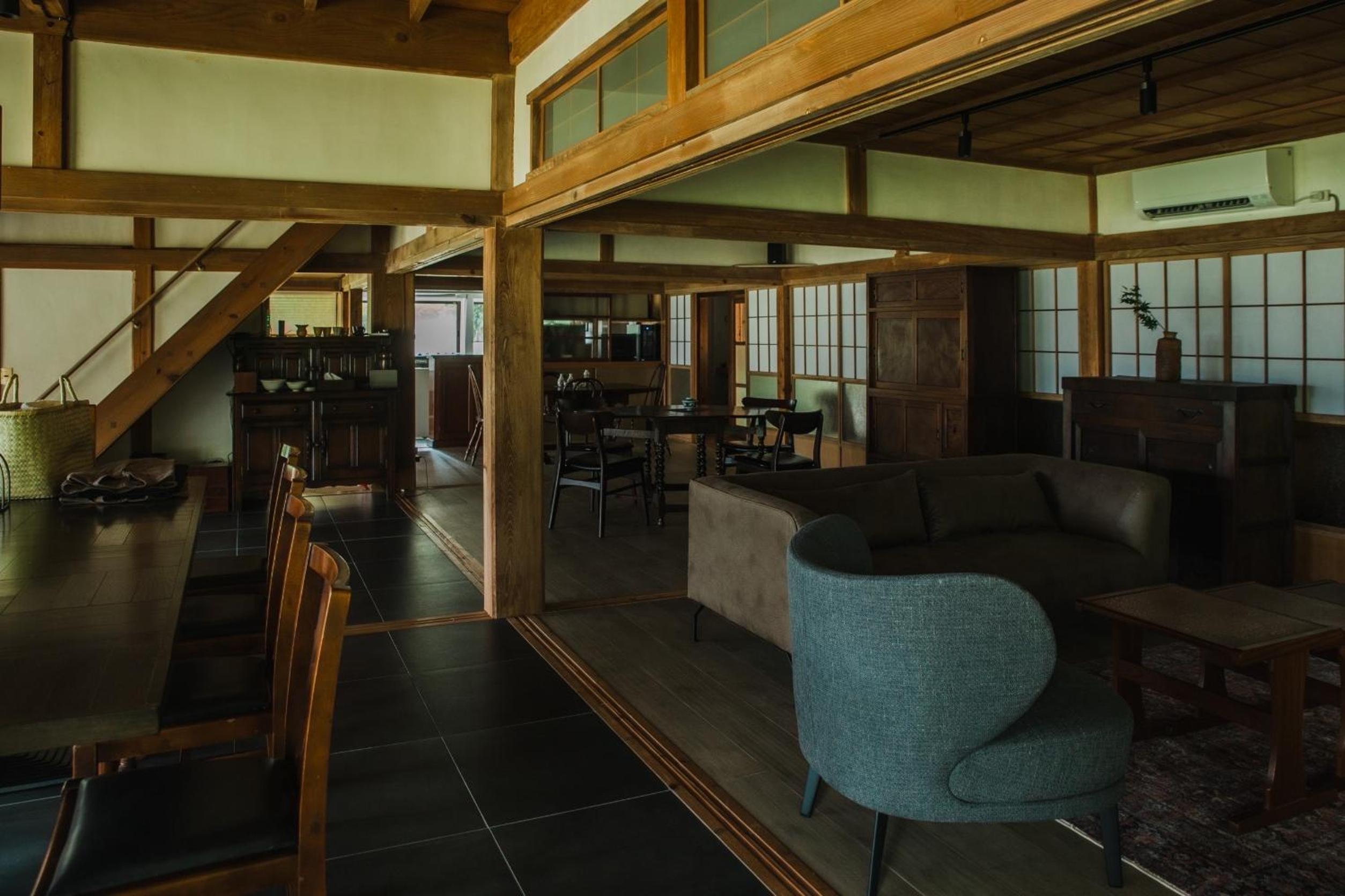 Three-Bedroom Villa photo 2