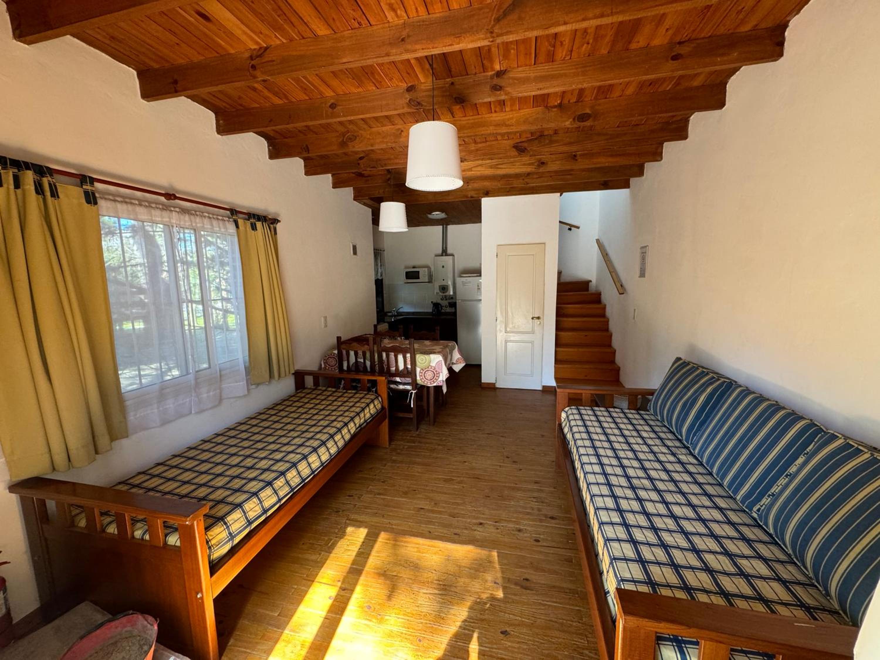 Apartment - Split Level photo 3