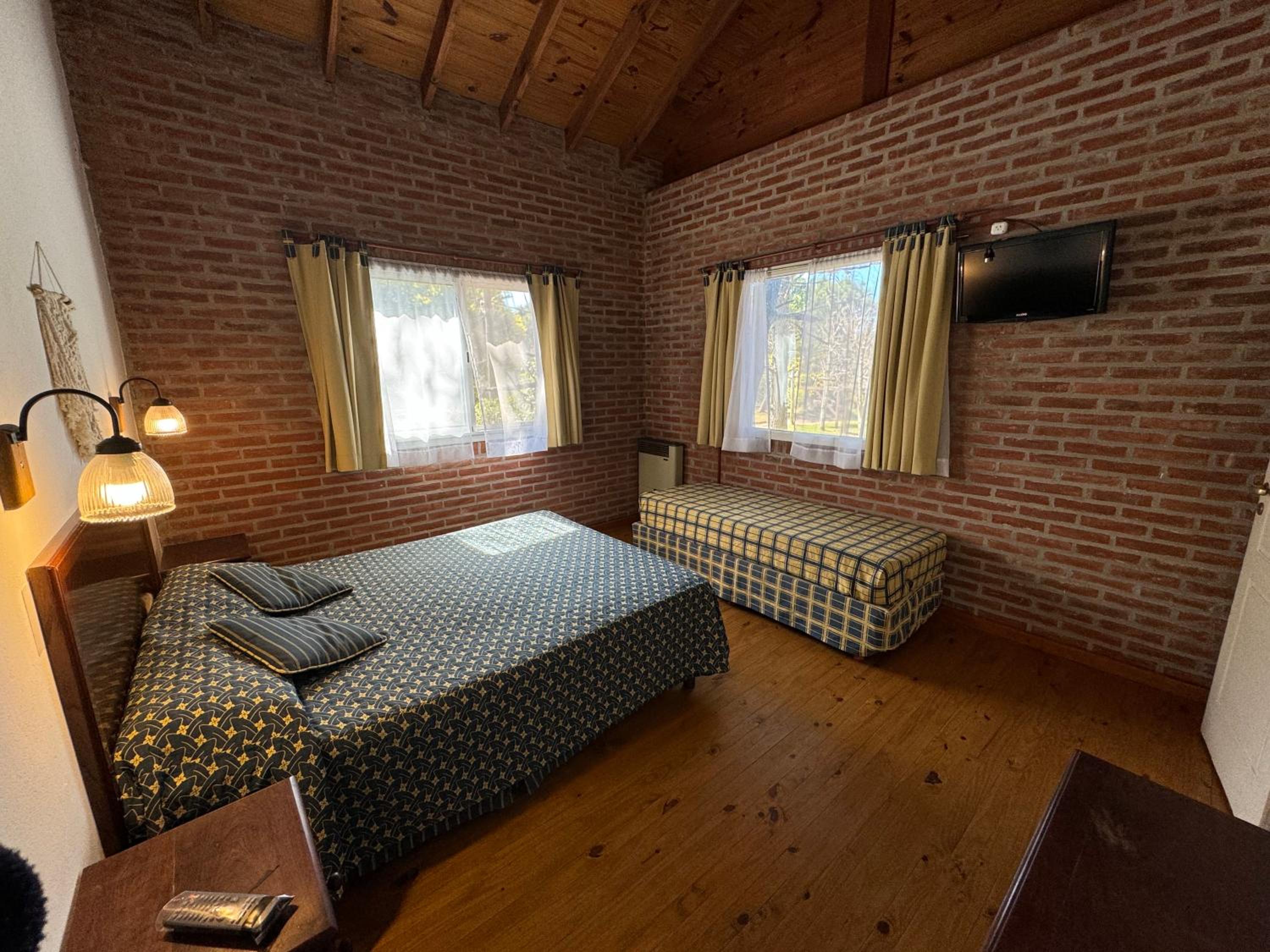Apartment - Split Level photo 2