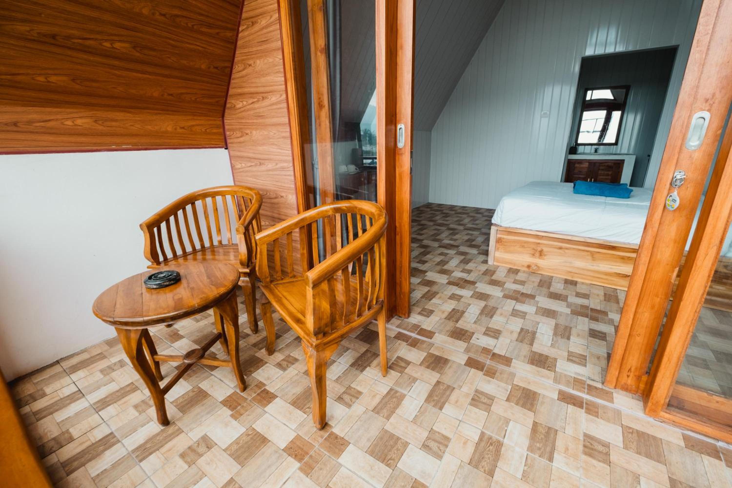 Deluxe Double Room - Photo 8