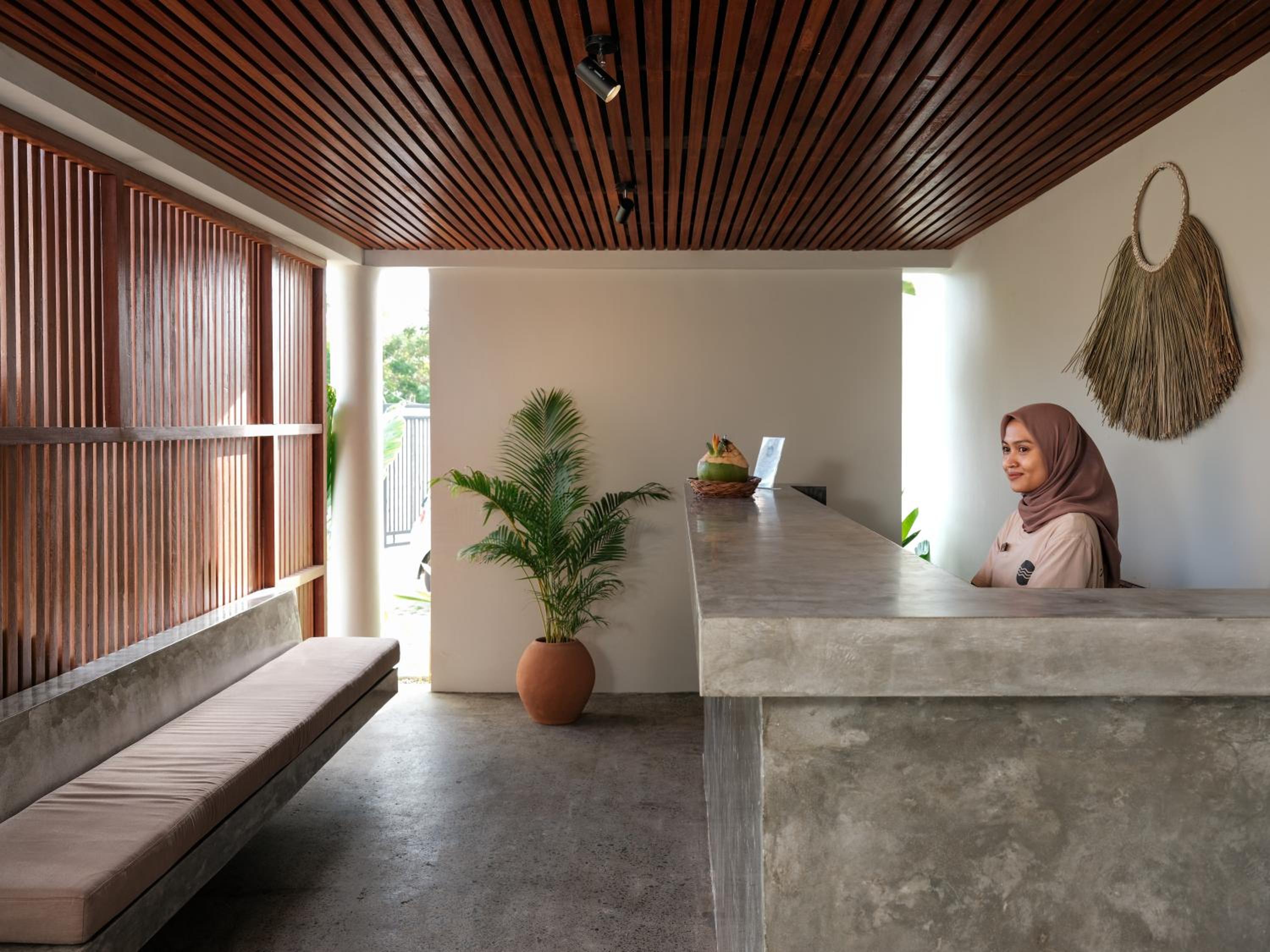 Villa with Private Pool - Photo 8