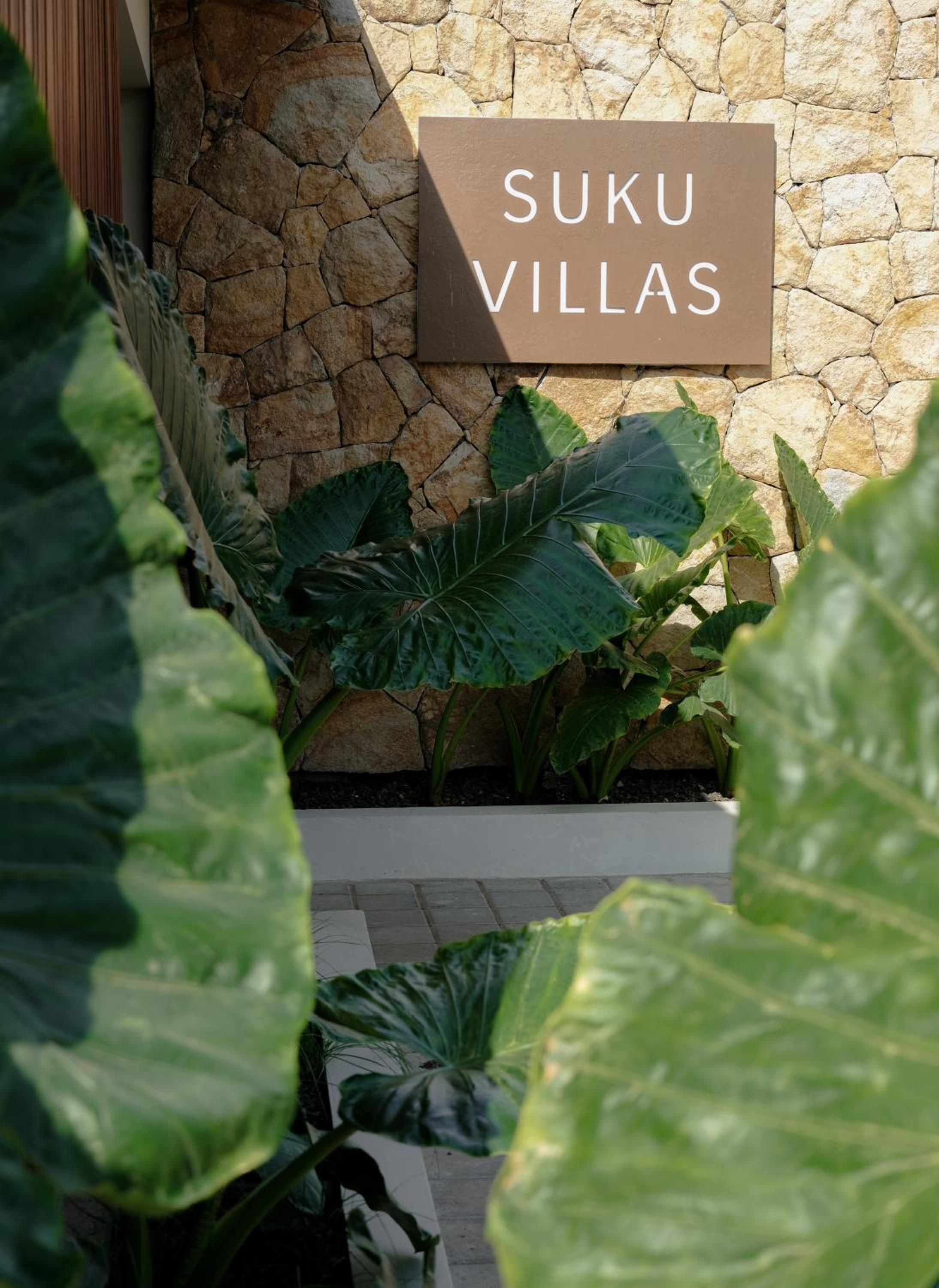 Villa with Private Pool - Photo 9
