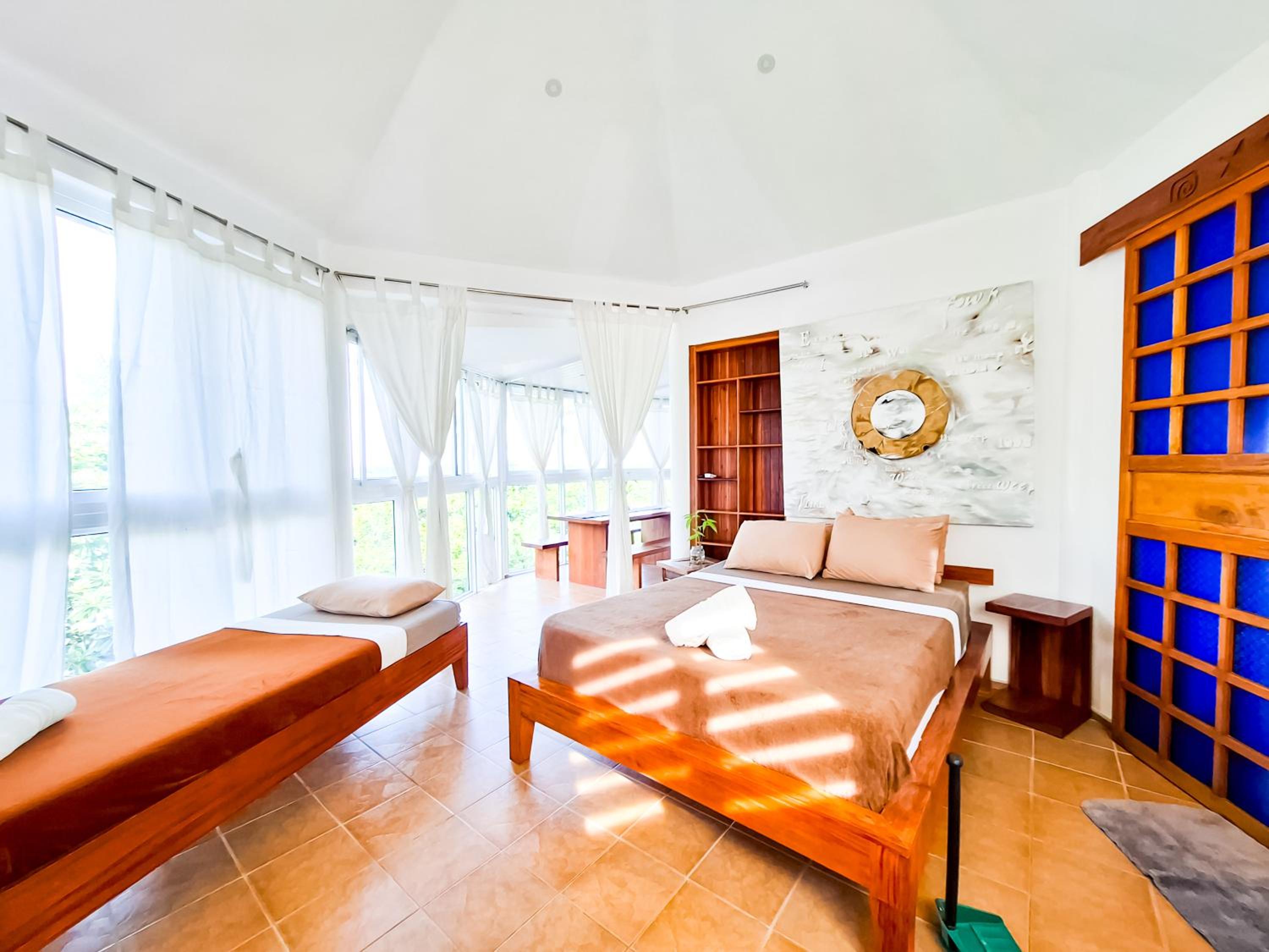 Penthouse - Photo 14