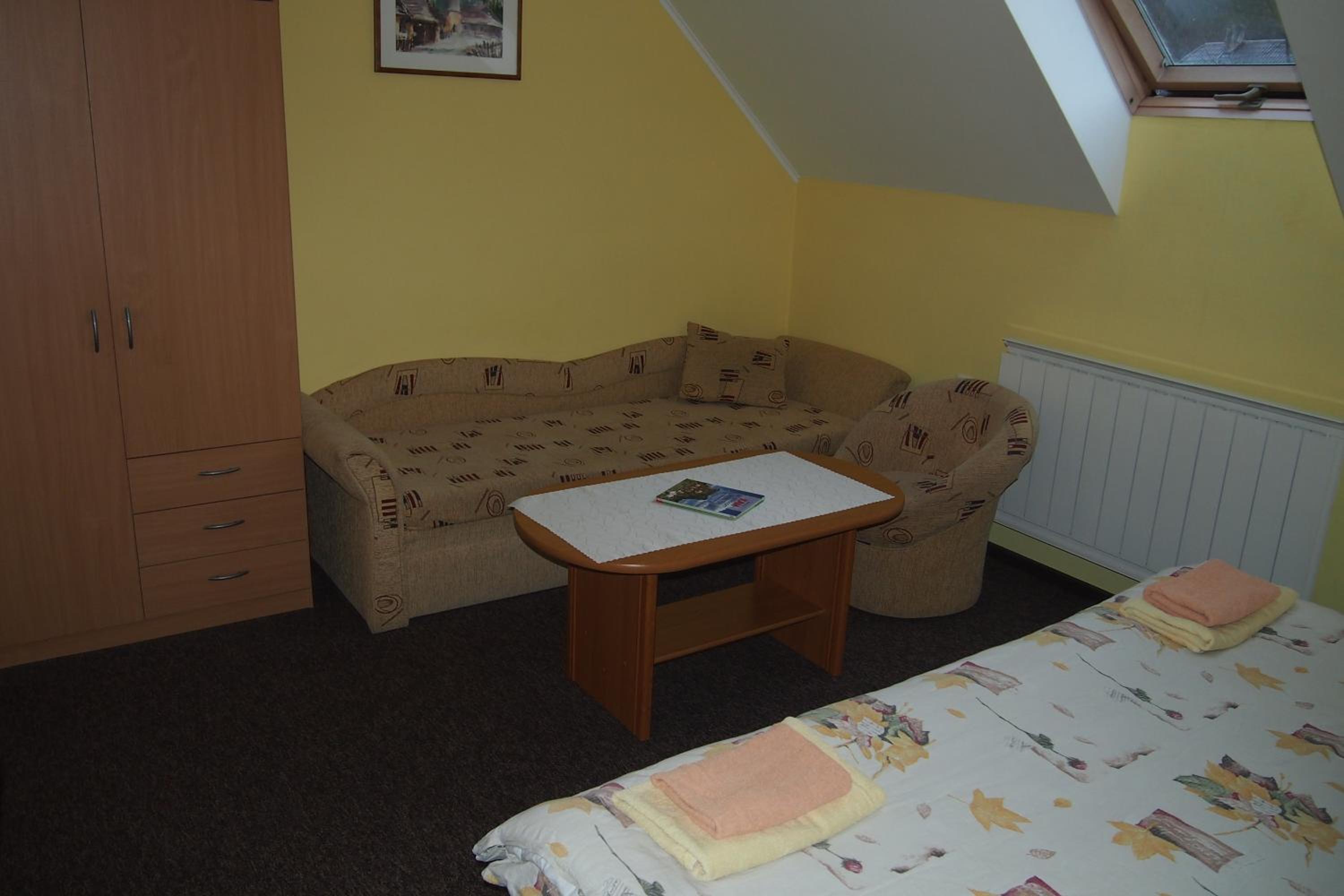 Double or Twin Room - Photo 3