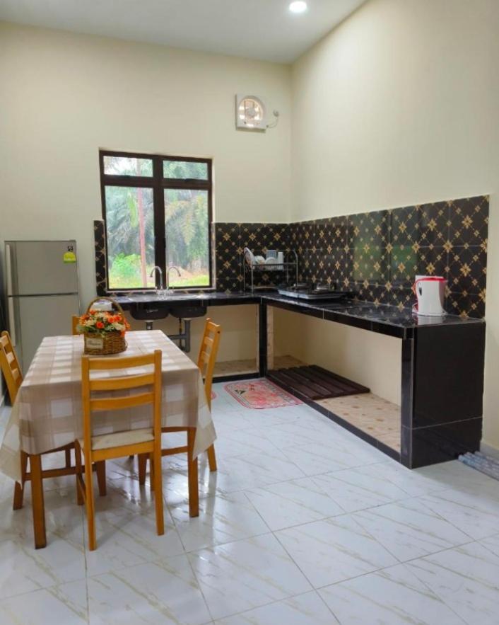 Two-Bedroom House photo 2