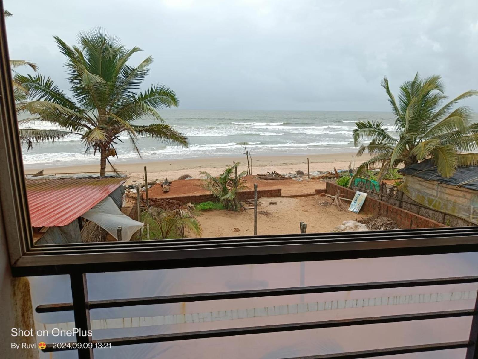 Deluxe Double Room with Balcony and Sea View photo 3