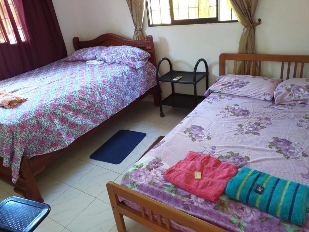 Triple Room with Private External Bathroom photo 1