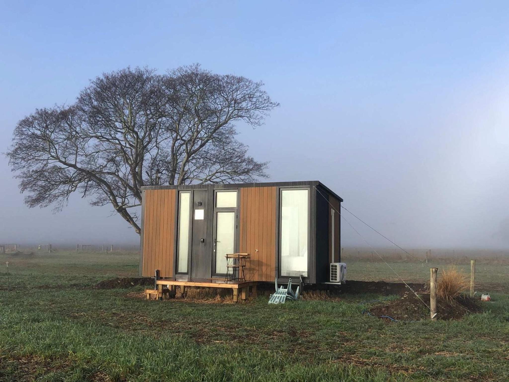 Mobile Home photo 2