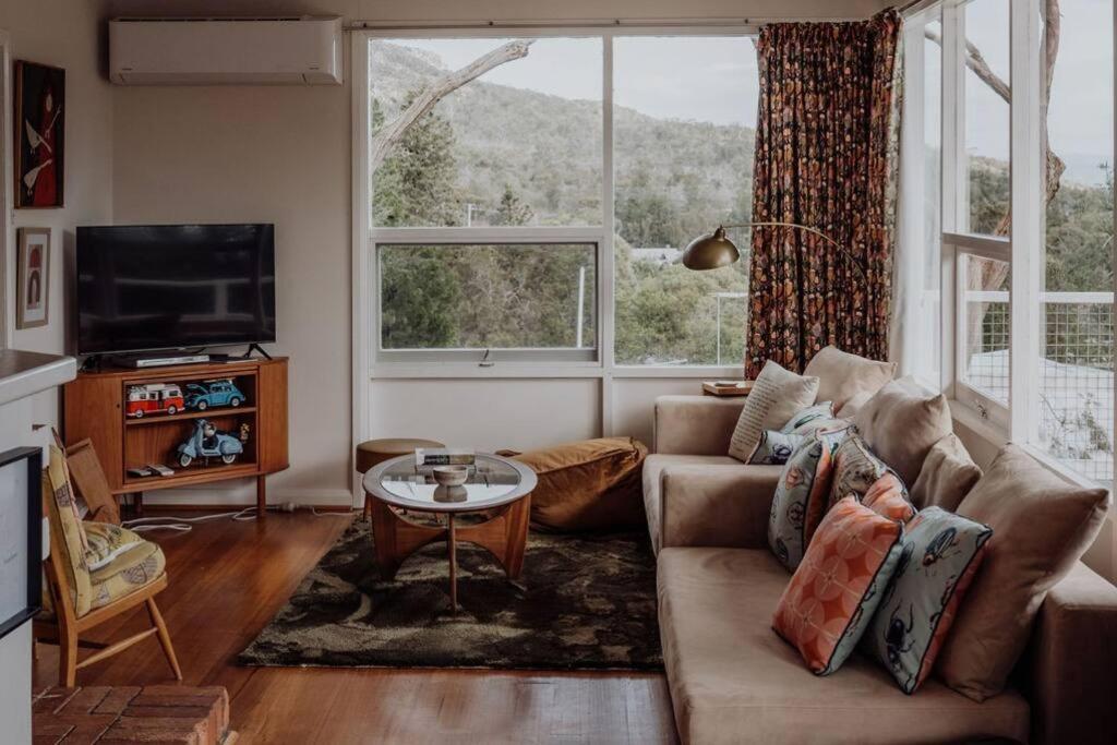 Three-Bedroom House photo 1
